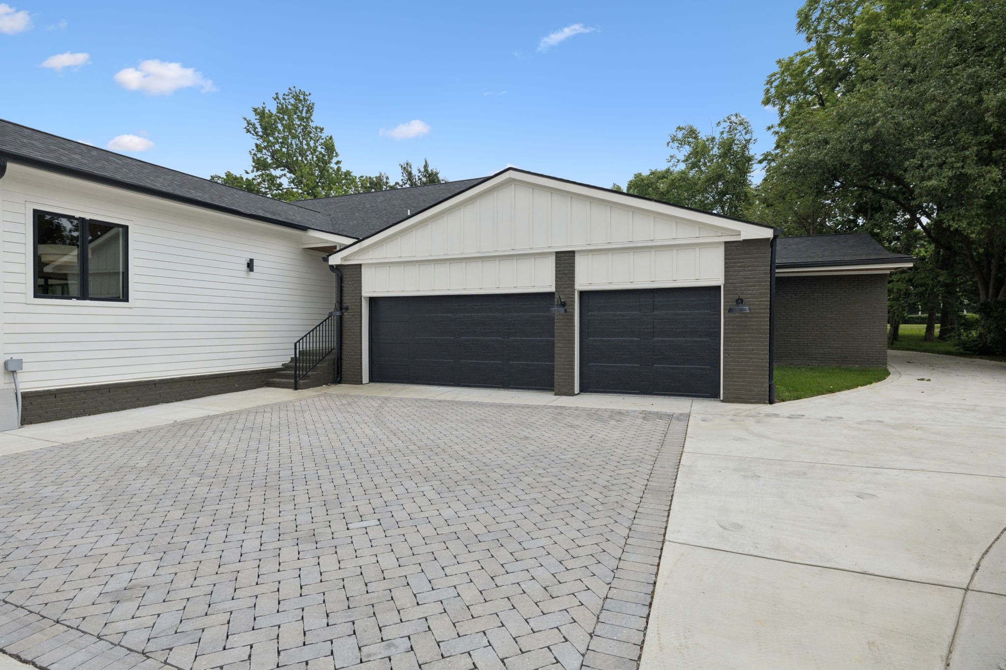 2814 Kenway Rd