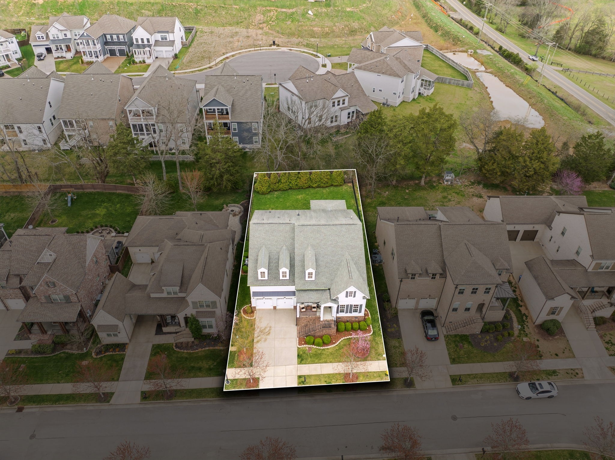 807 Caledonian Ct