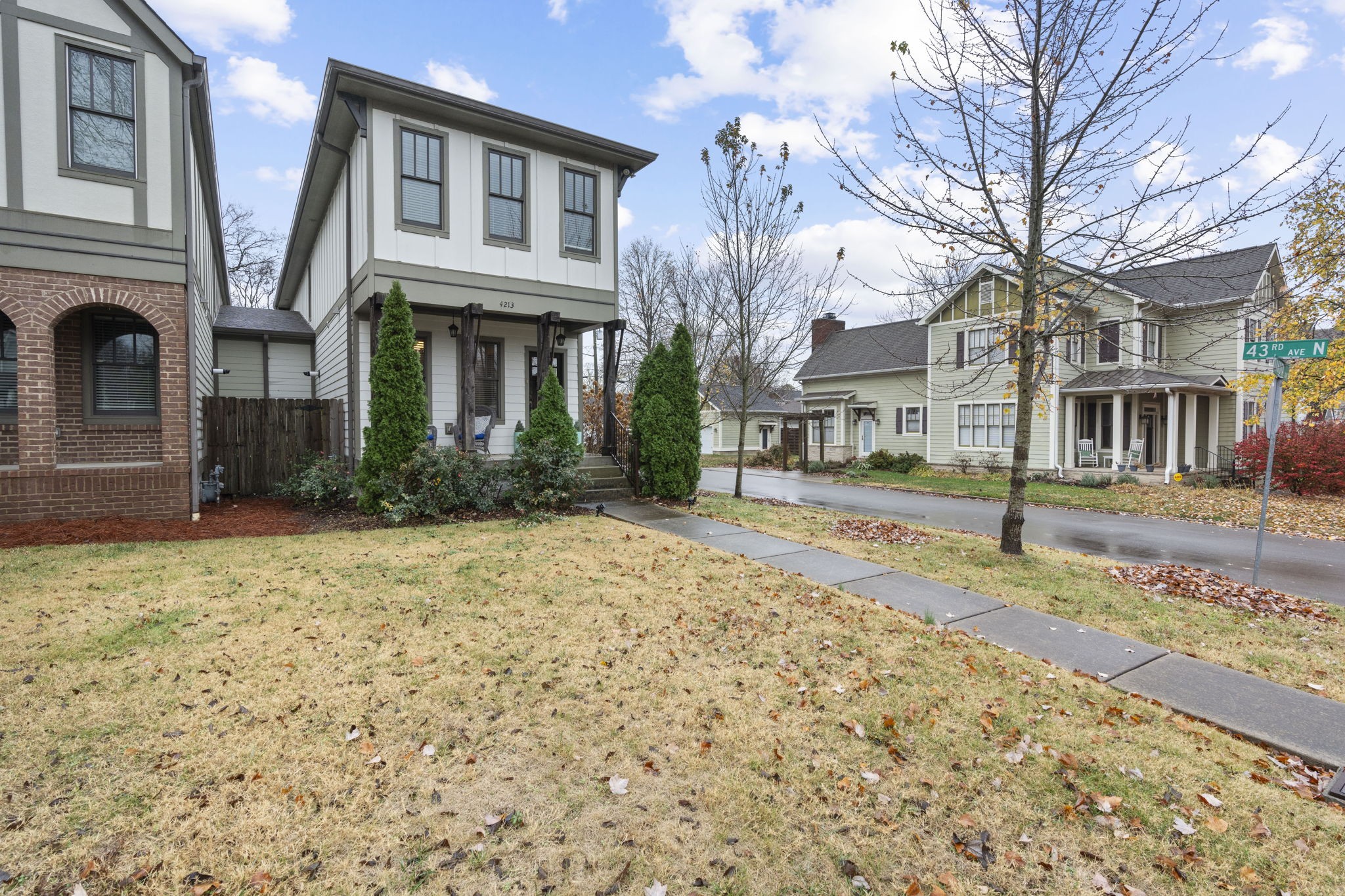 4213 Dakota Ave