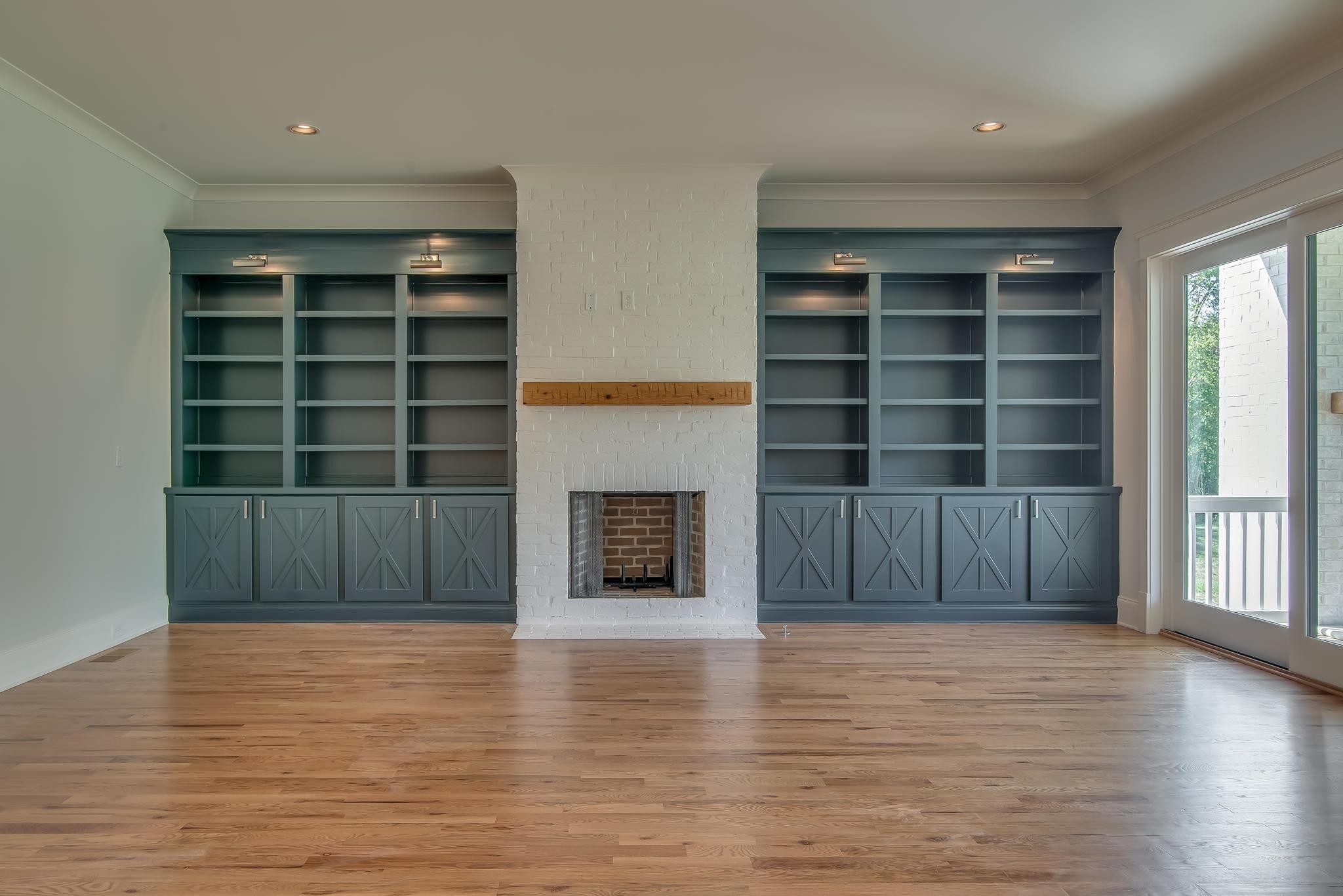 1638 Champagne Court