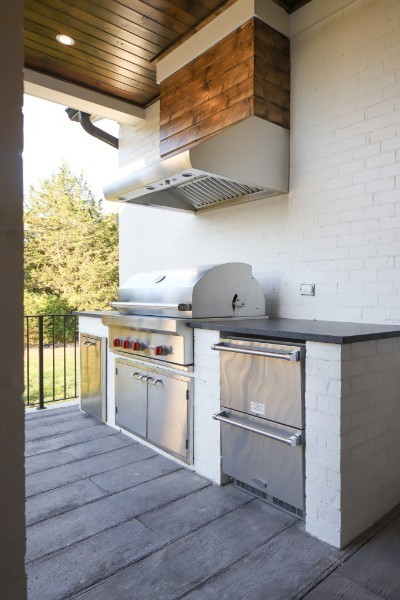 1638 Champagne Court