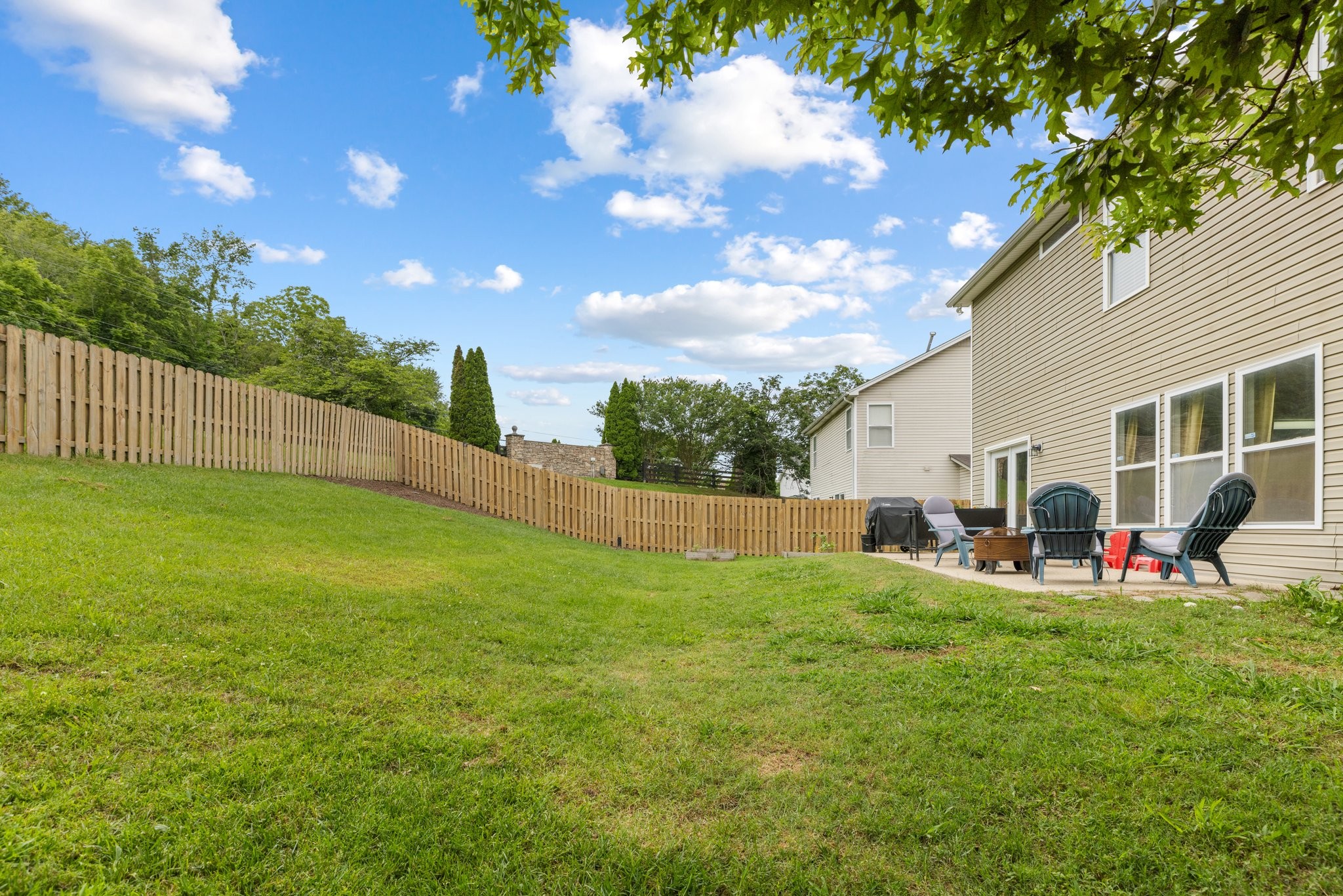 7104 Commonwealth Cir