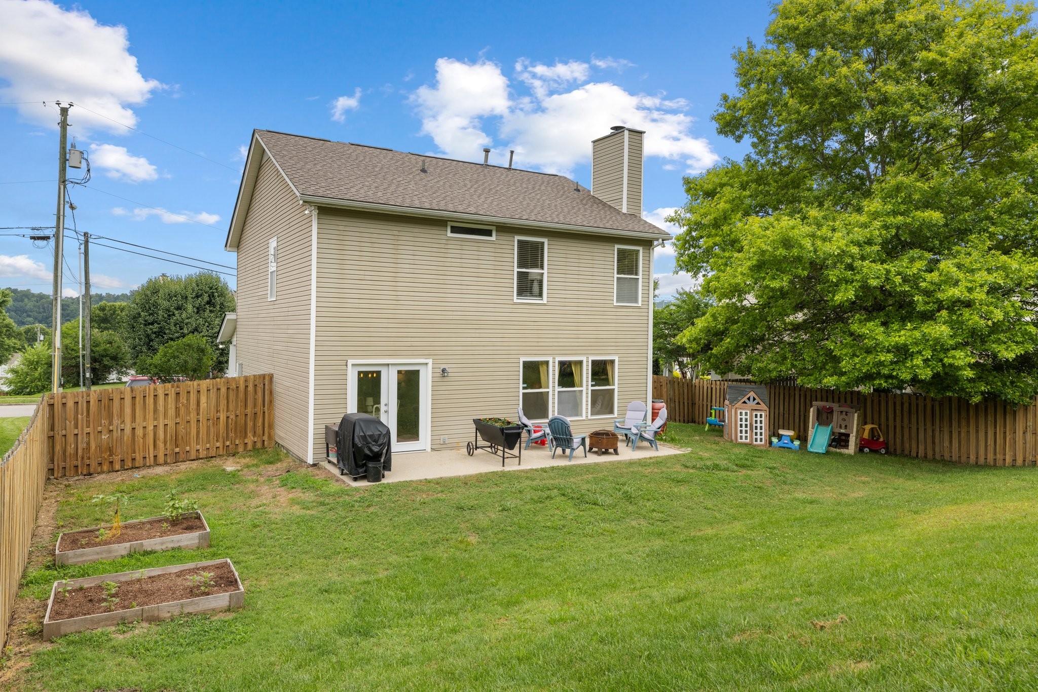 7104 Commonwealth Cir