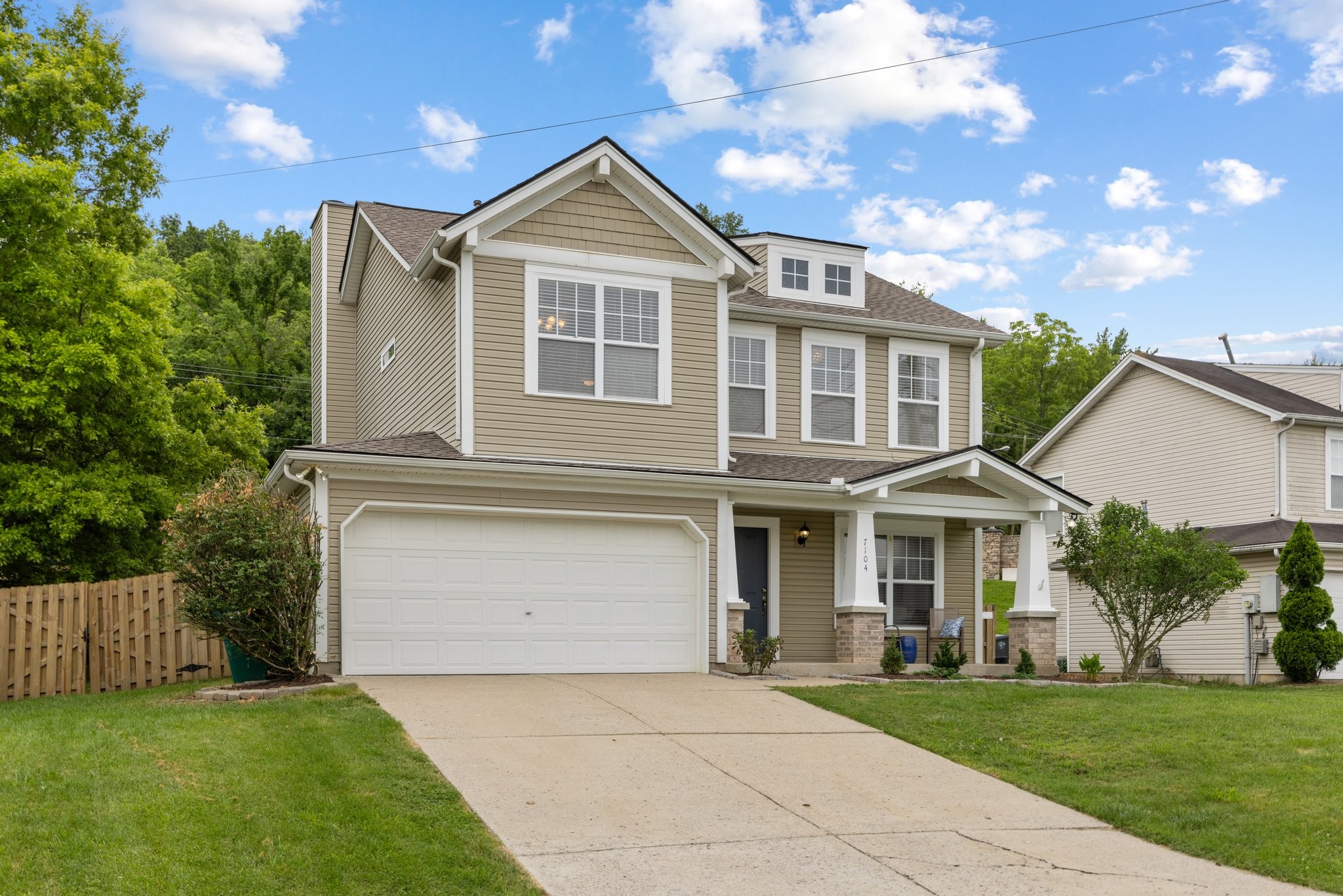 7104 Commonwealth Cir