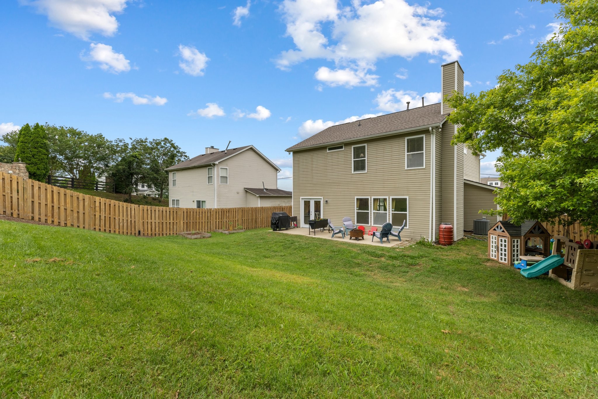 7104 Commonwealth Cir