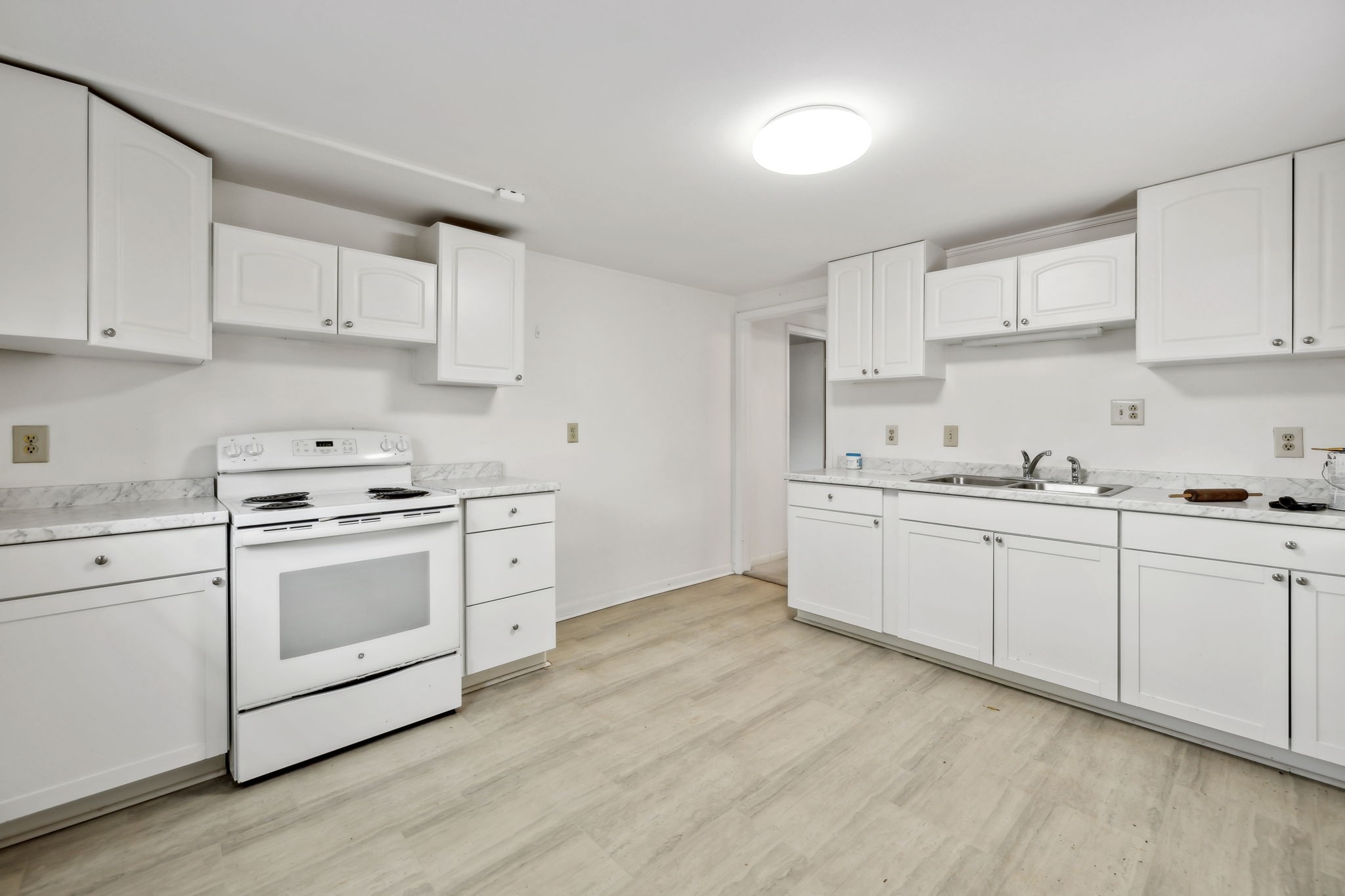 214 Rosehill Dr