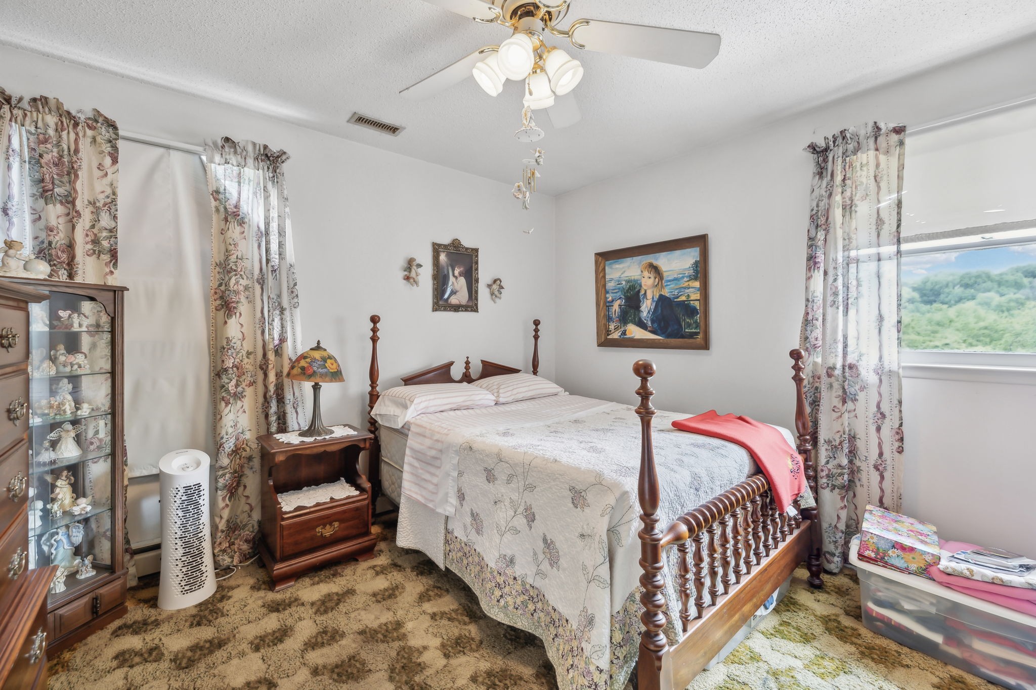 214 Rosehill Dr