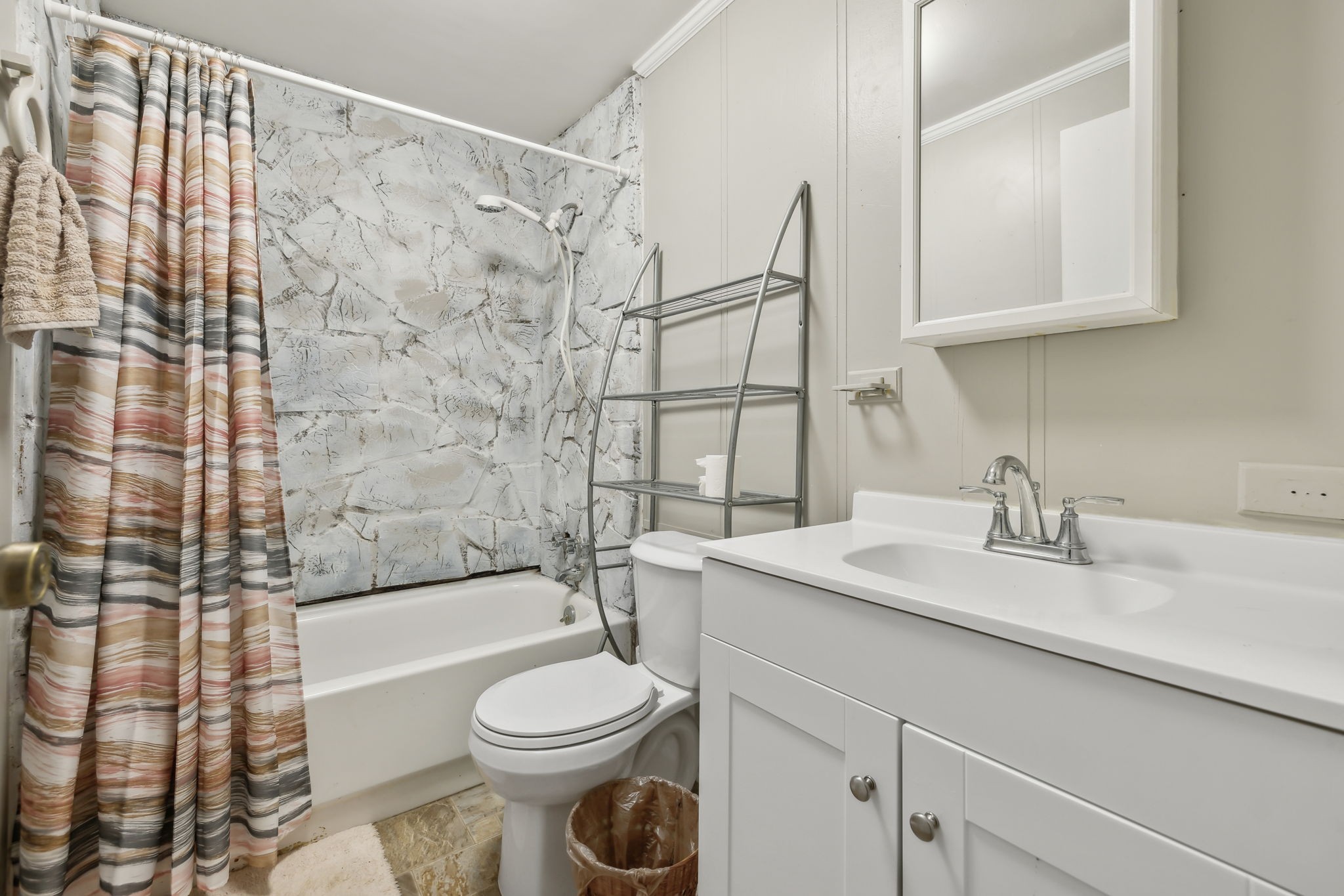 214 Rosehill Dr