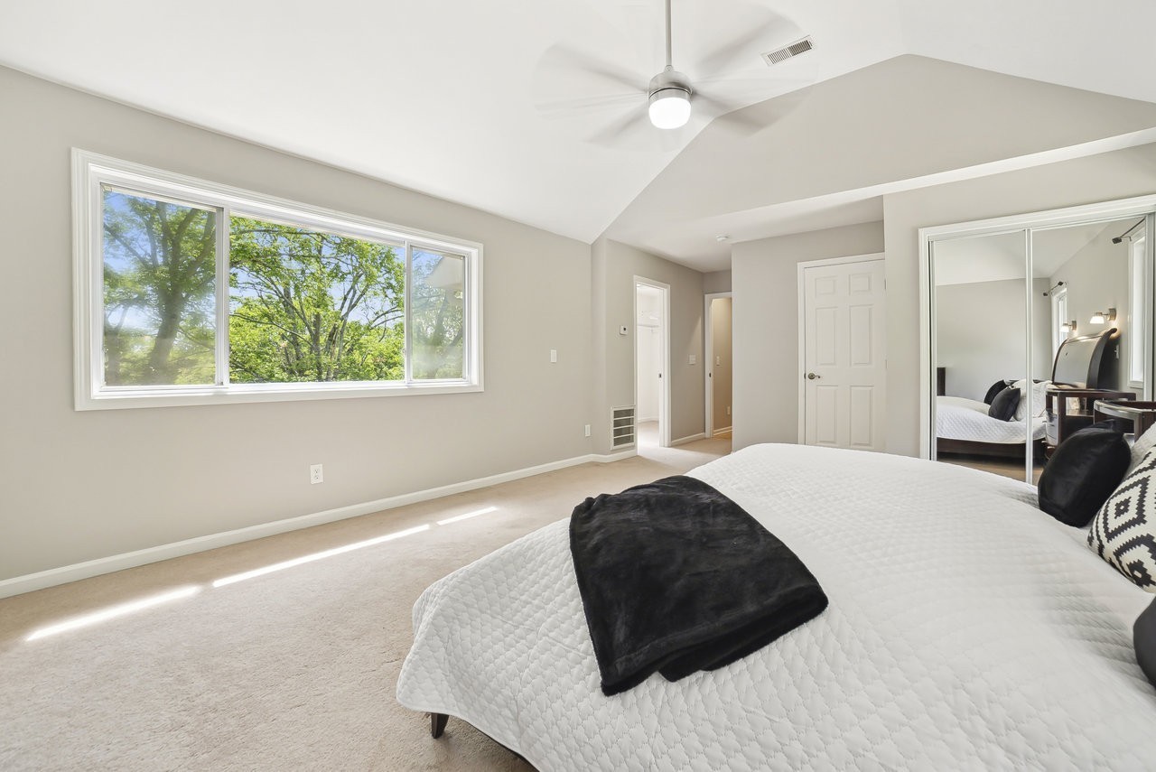 816 Summerly Dr