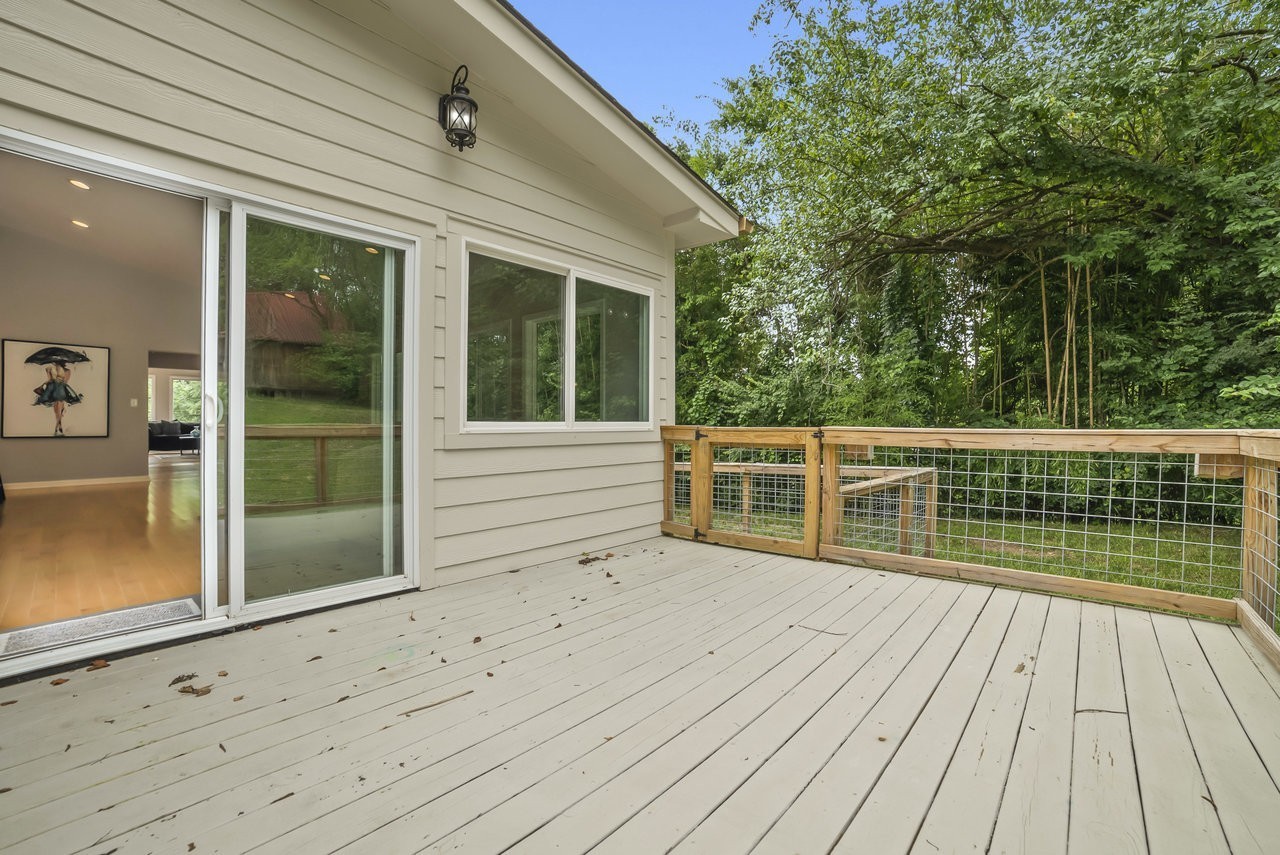 816 Summerly Dr