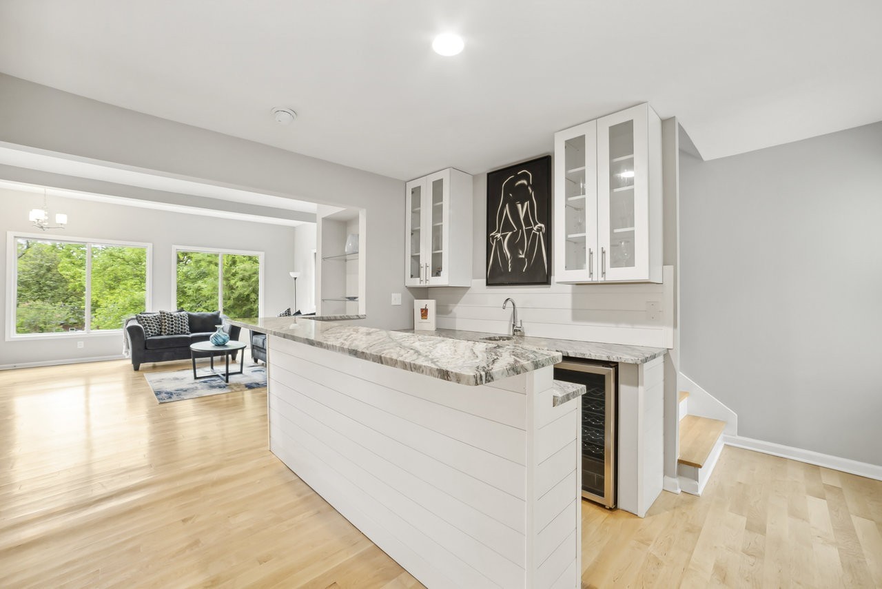 816 Summerly Dr