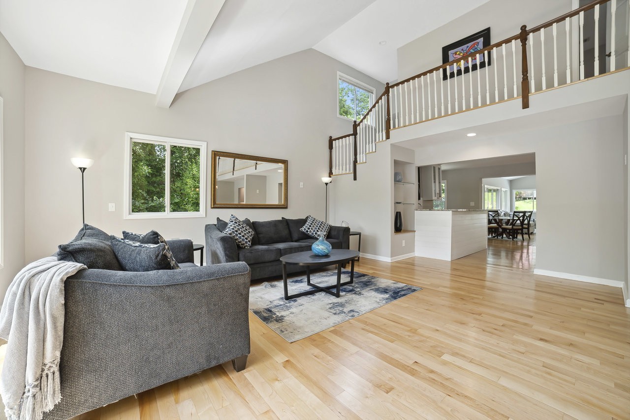 816 Summerly Dr