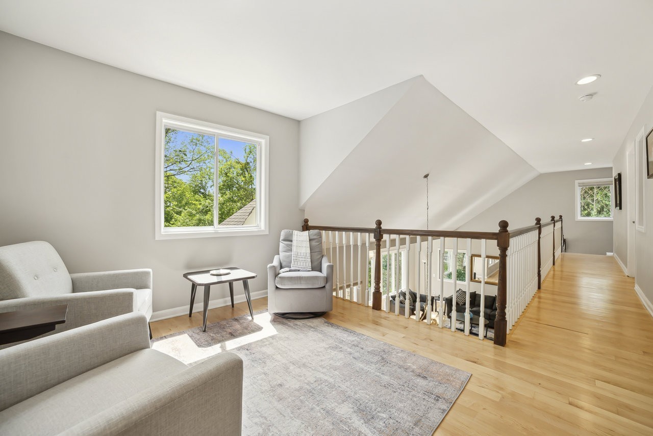 816 Summerly Dr