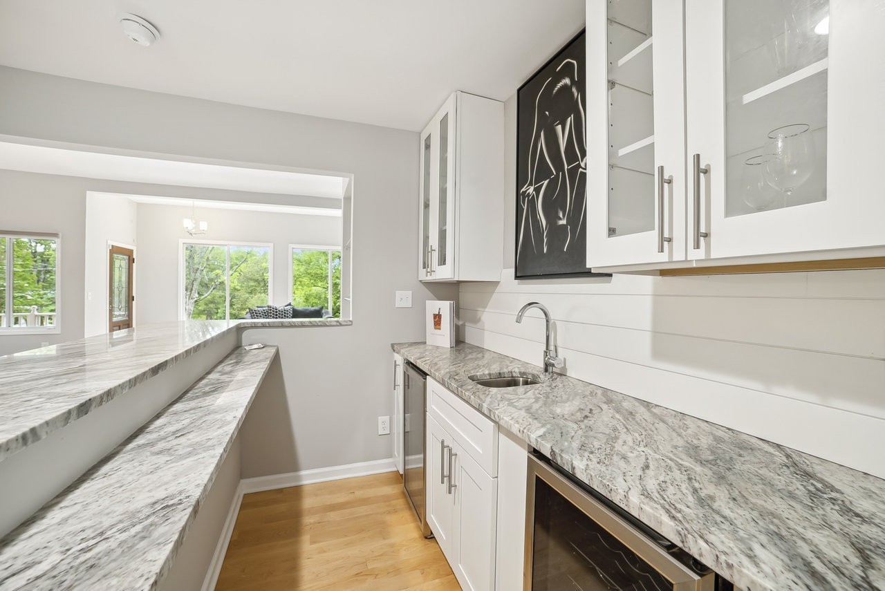 816 Summerly Dr