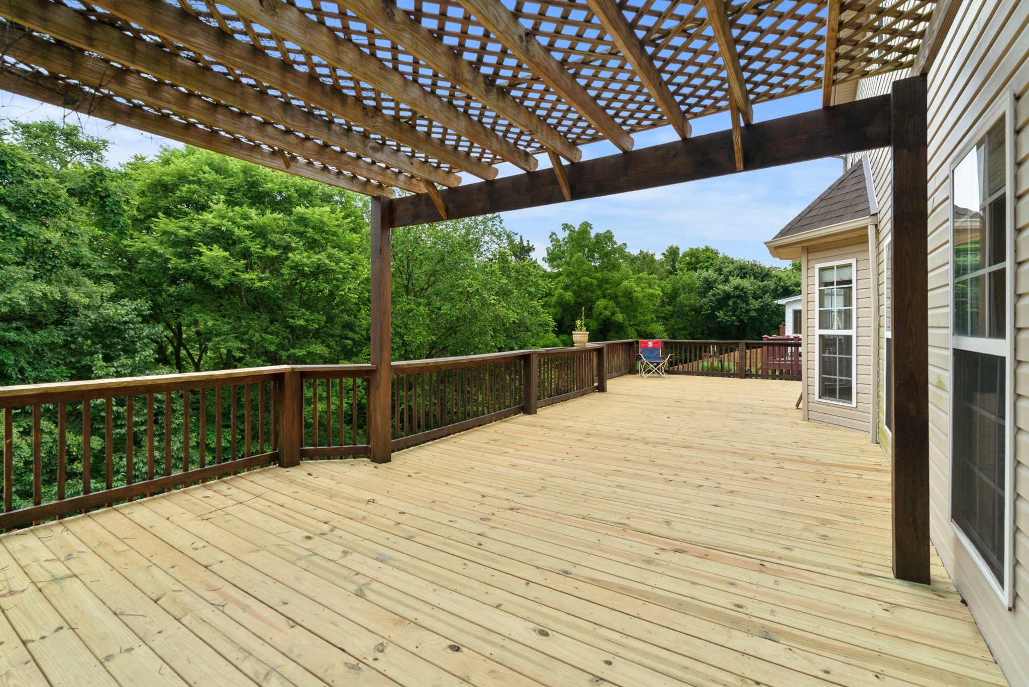 652 Sugar Mill Dr
