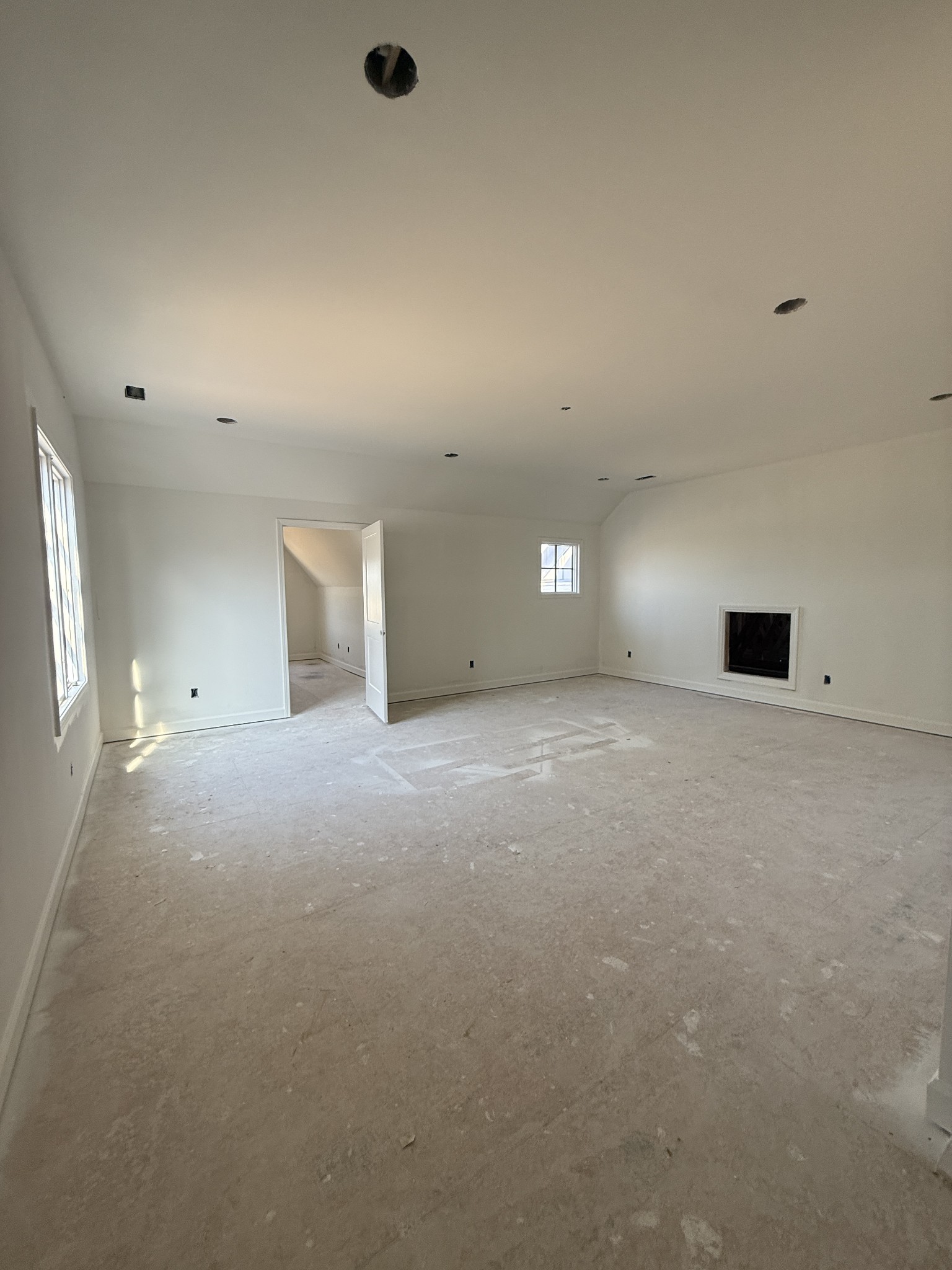 9902 Amarosa Court