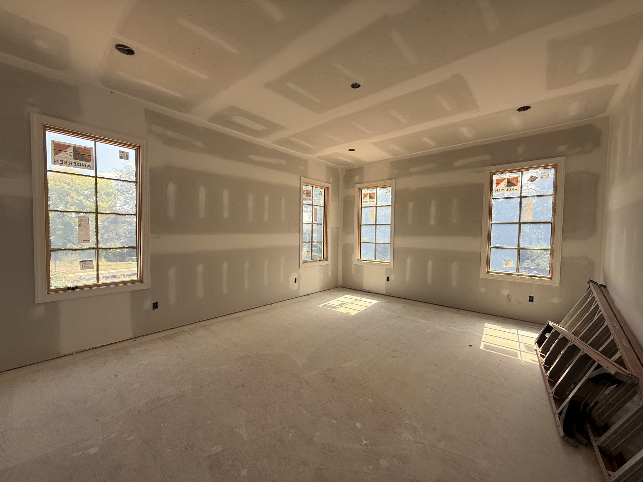 9902 Amarosa Court