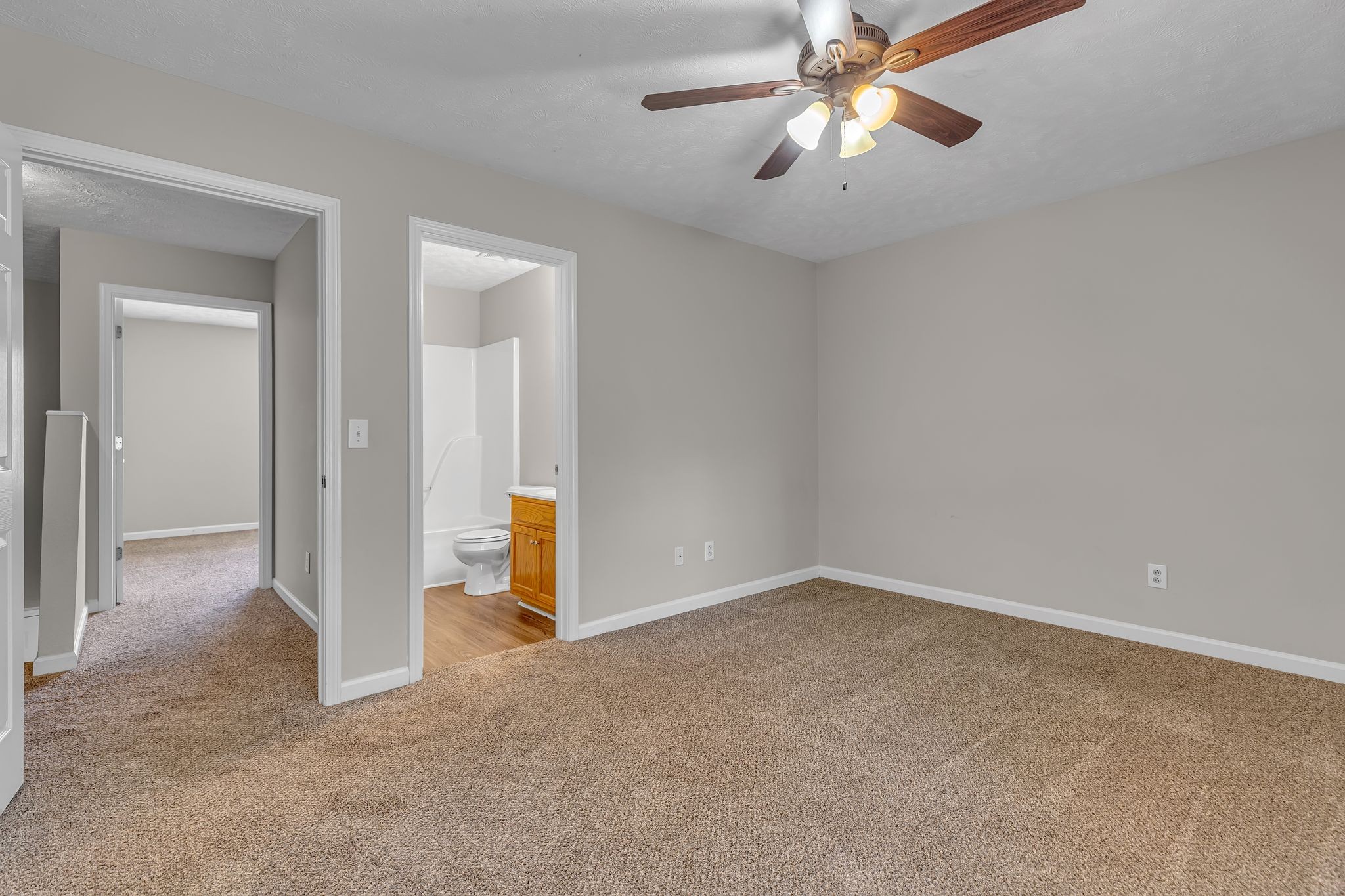 1512 Center Pointe Dr