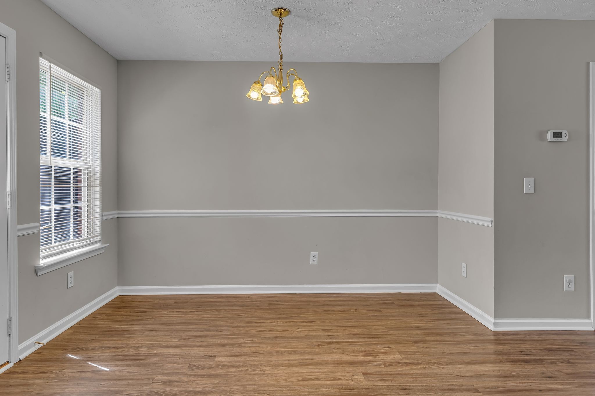 1512 Center Pointe Dr