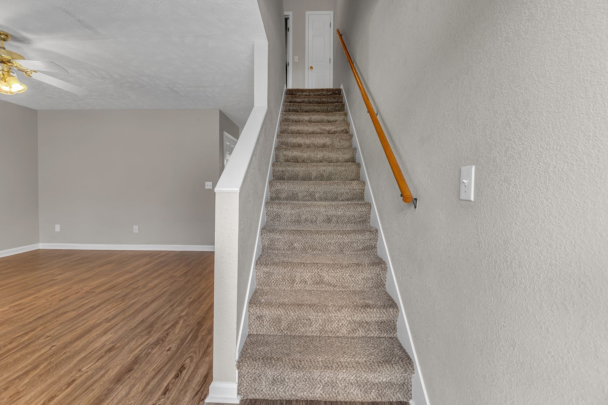1512 Center Pointe Dr