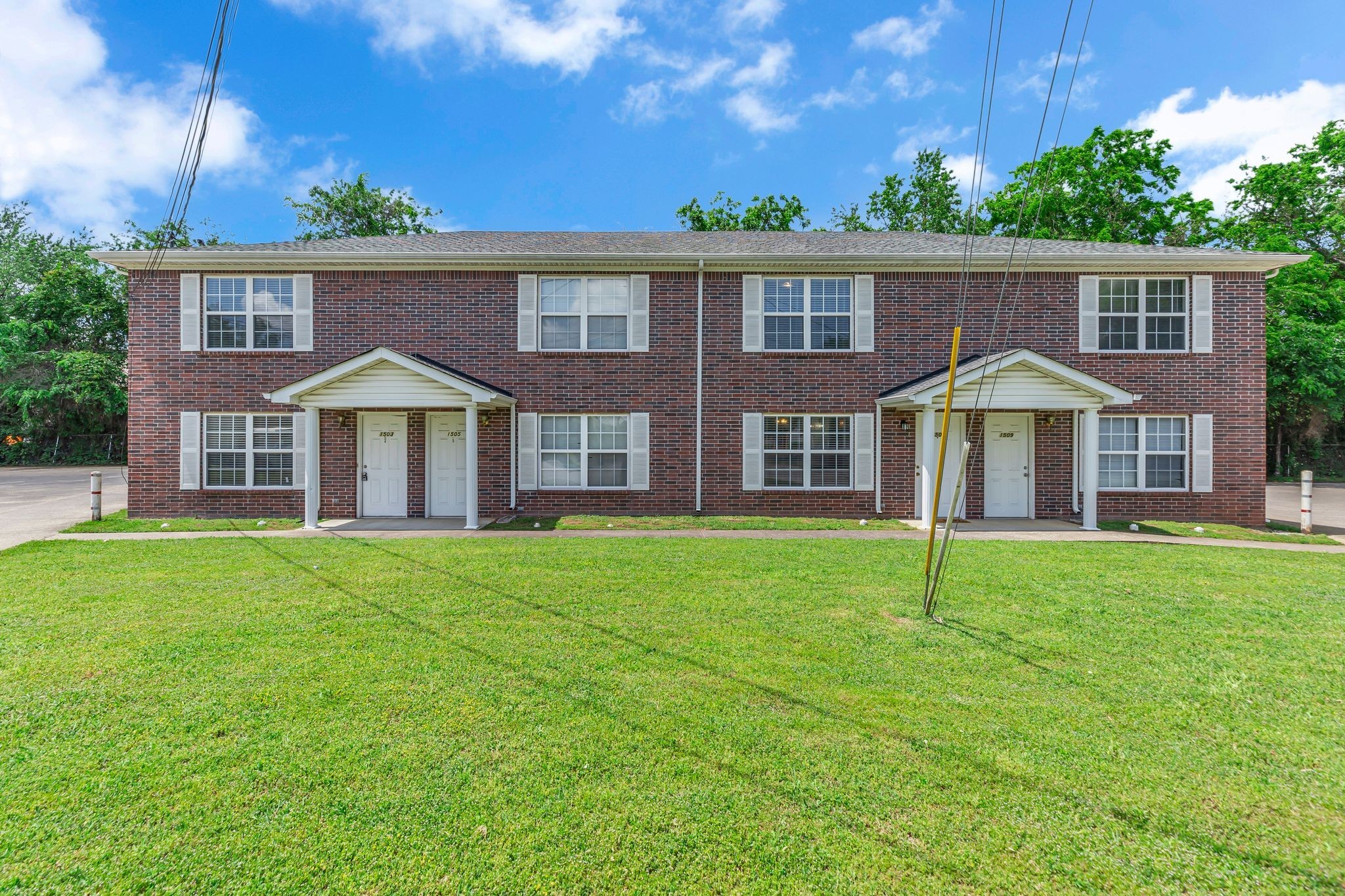 1505 Center Pointe Dr