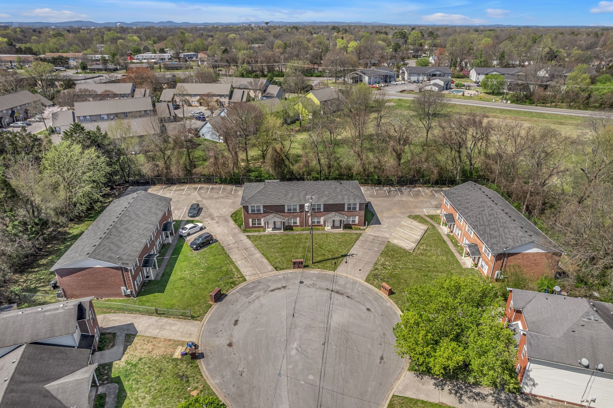 1505 Center Pointe Dr