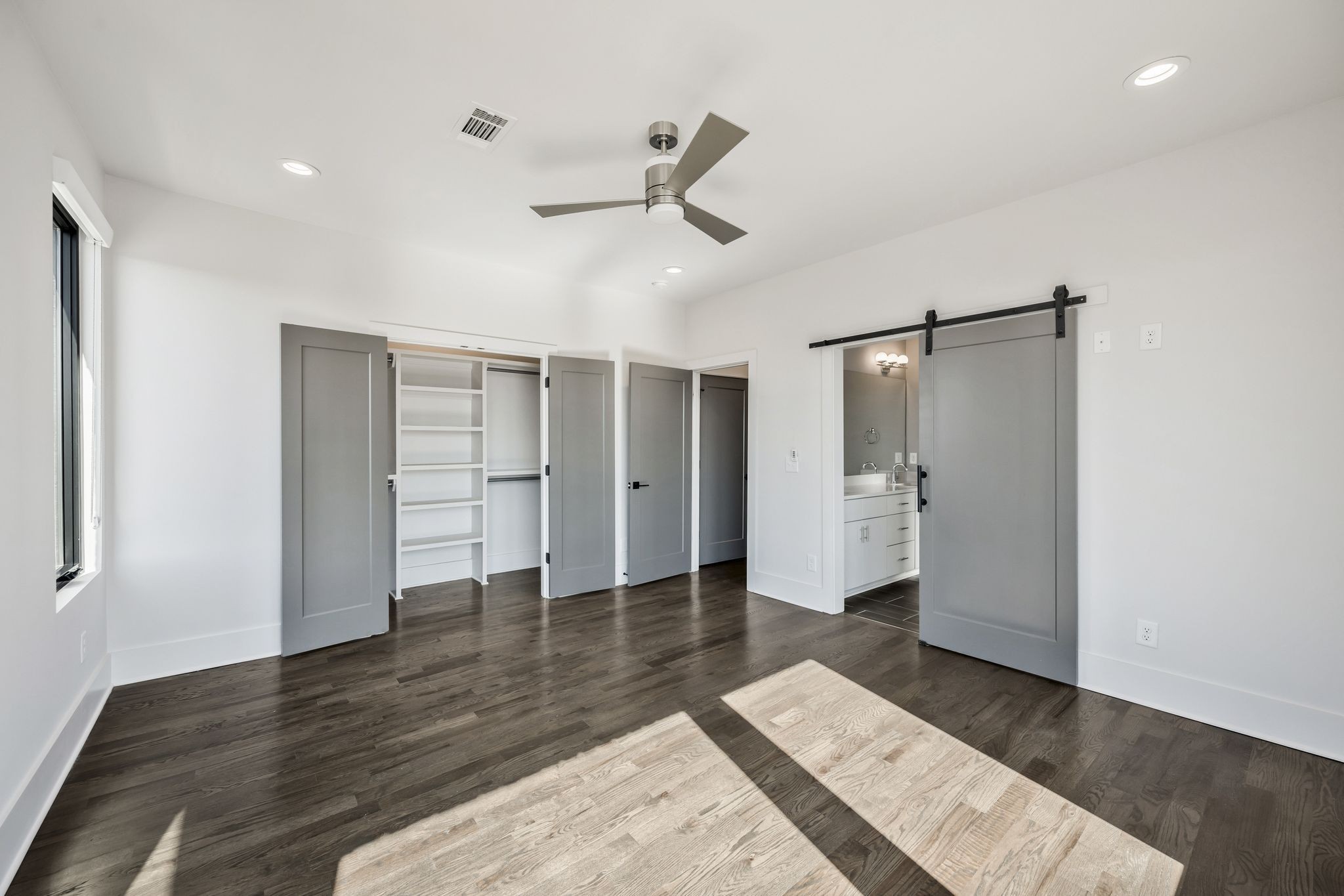 1648 19th Ave, S Unit: 12