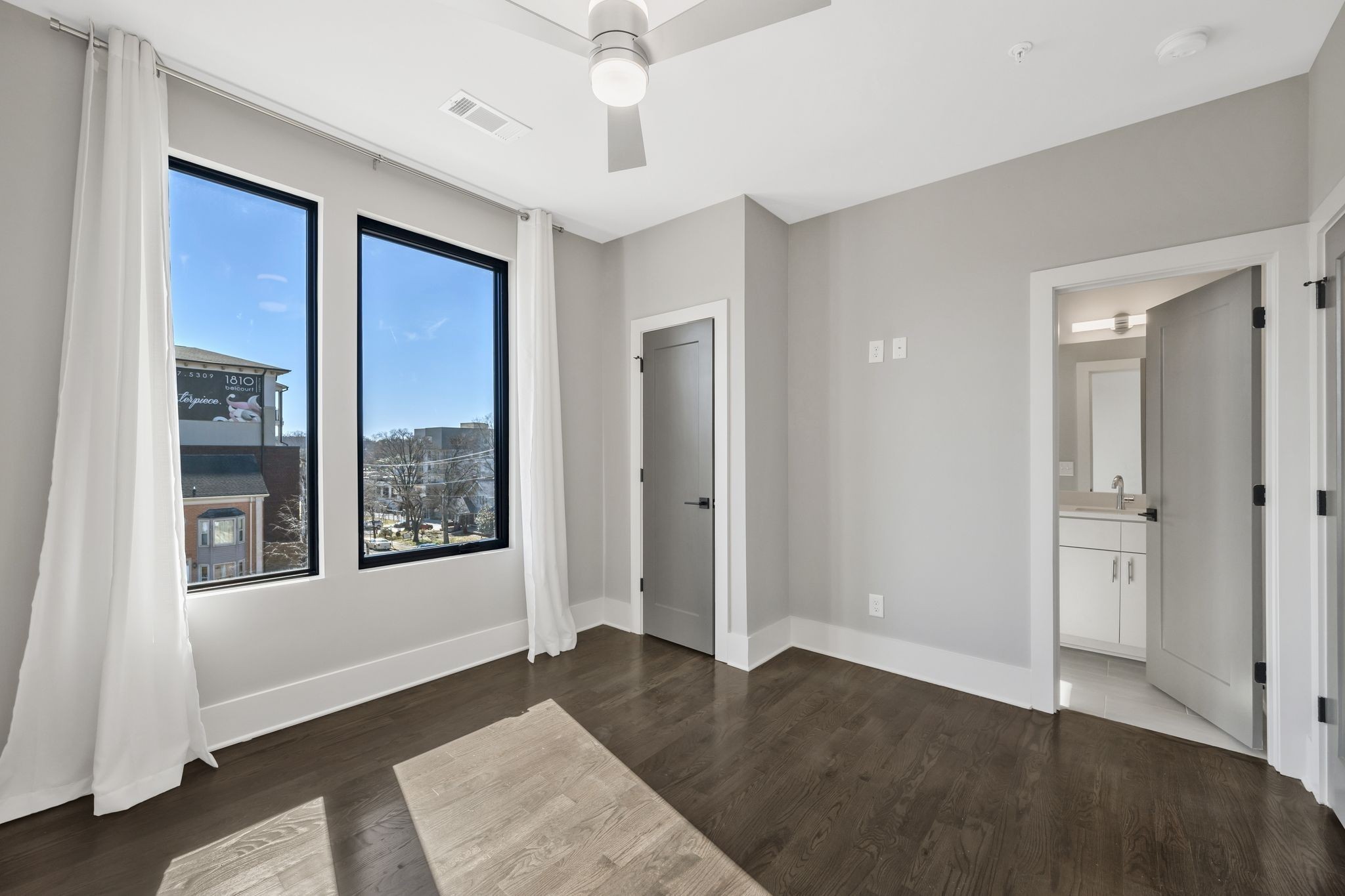 1648 19th Ave, S Unit: 12