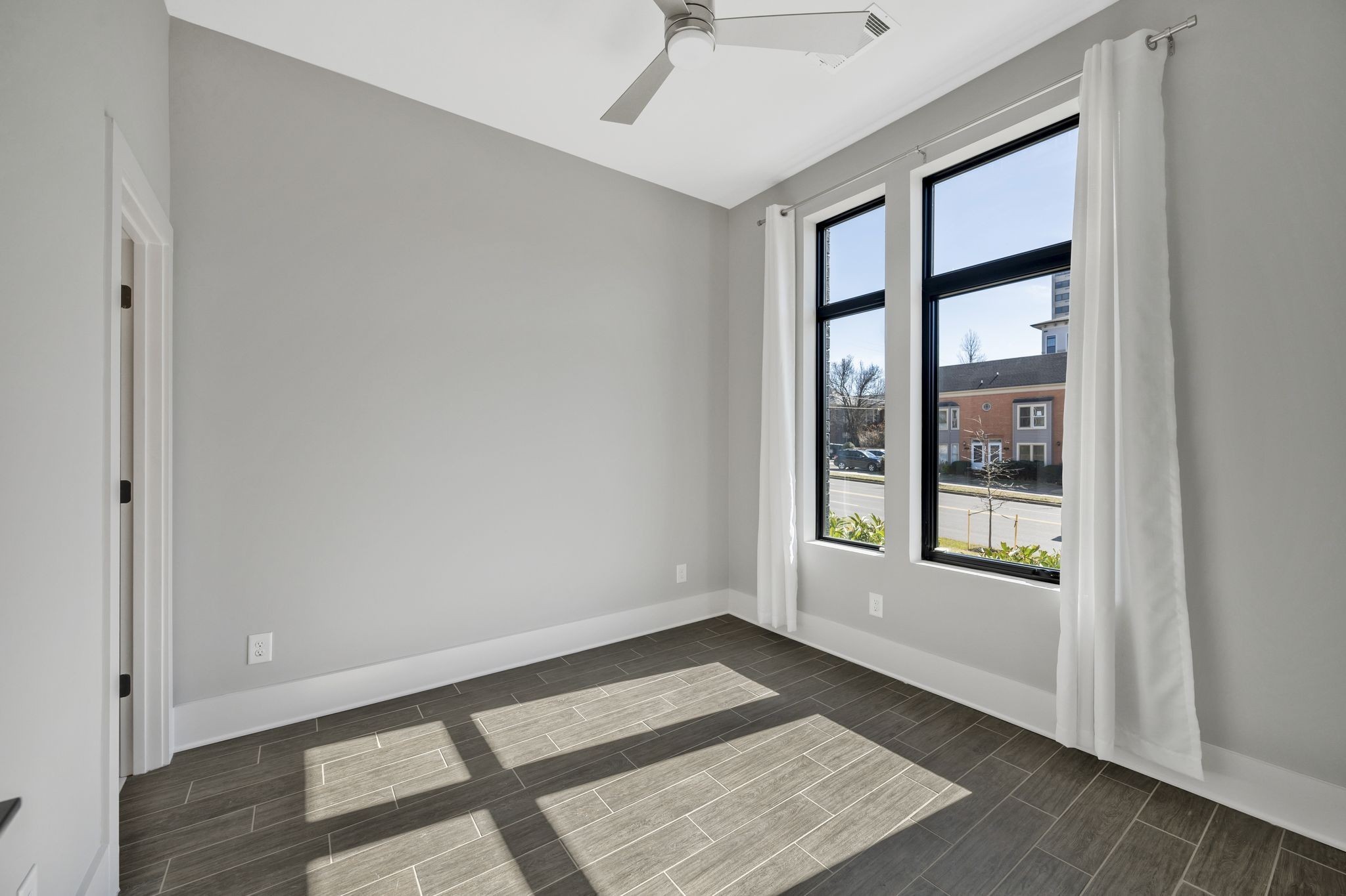 1648 19th Ave, S Unit: 12