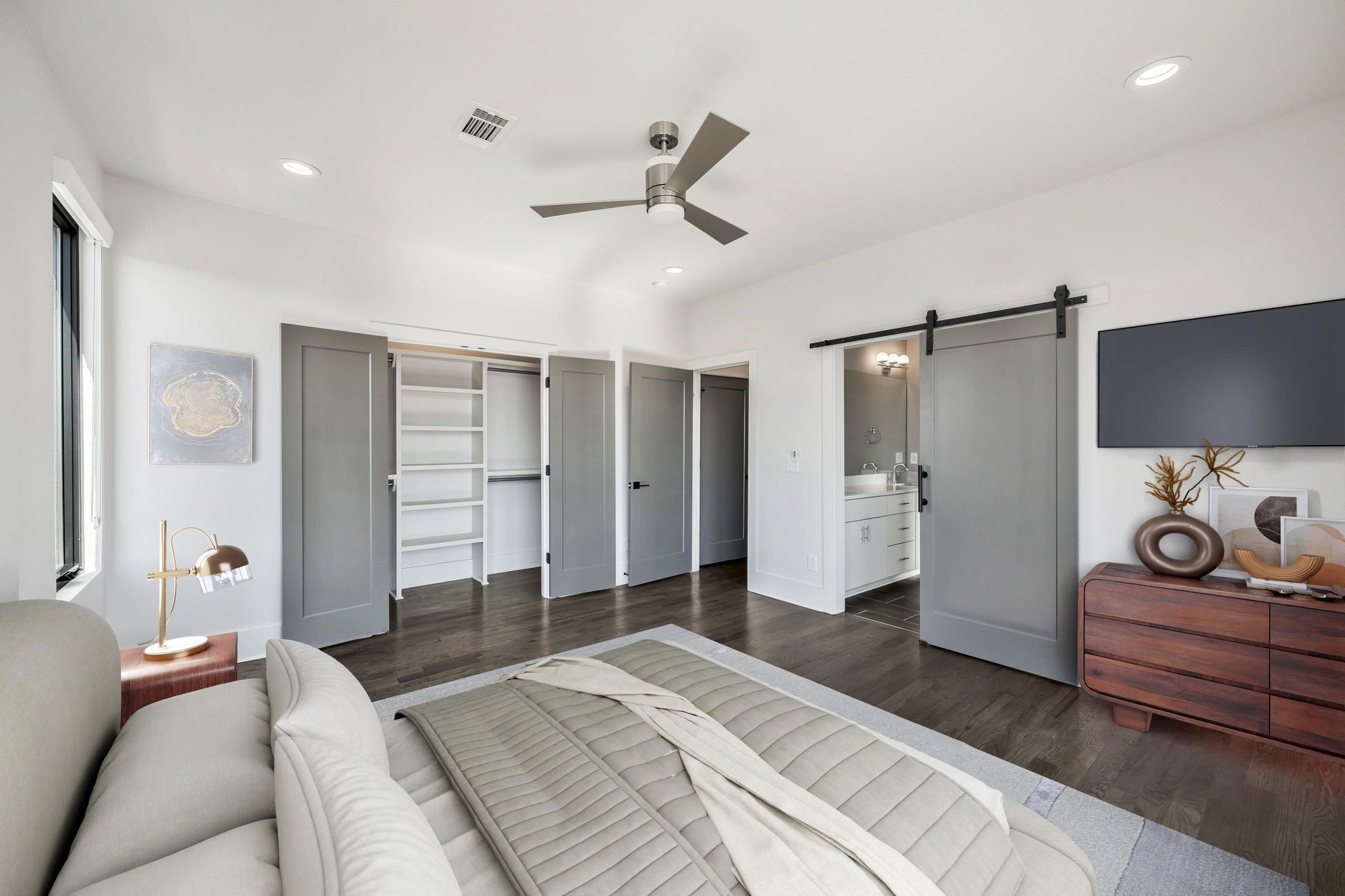 1648 19th Ave, S Unit: 12