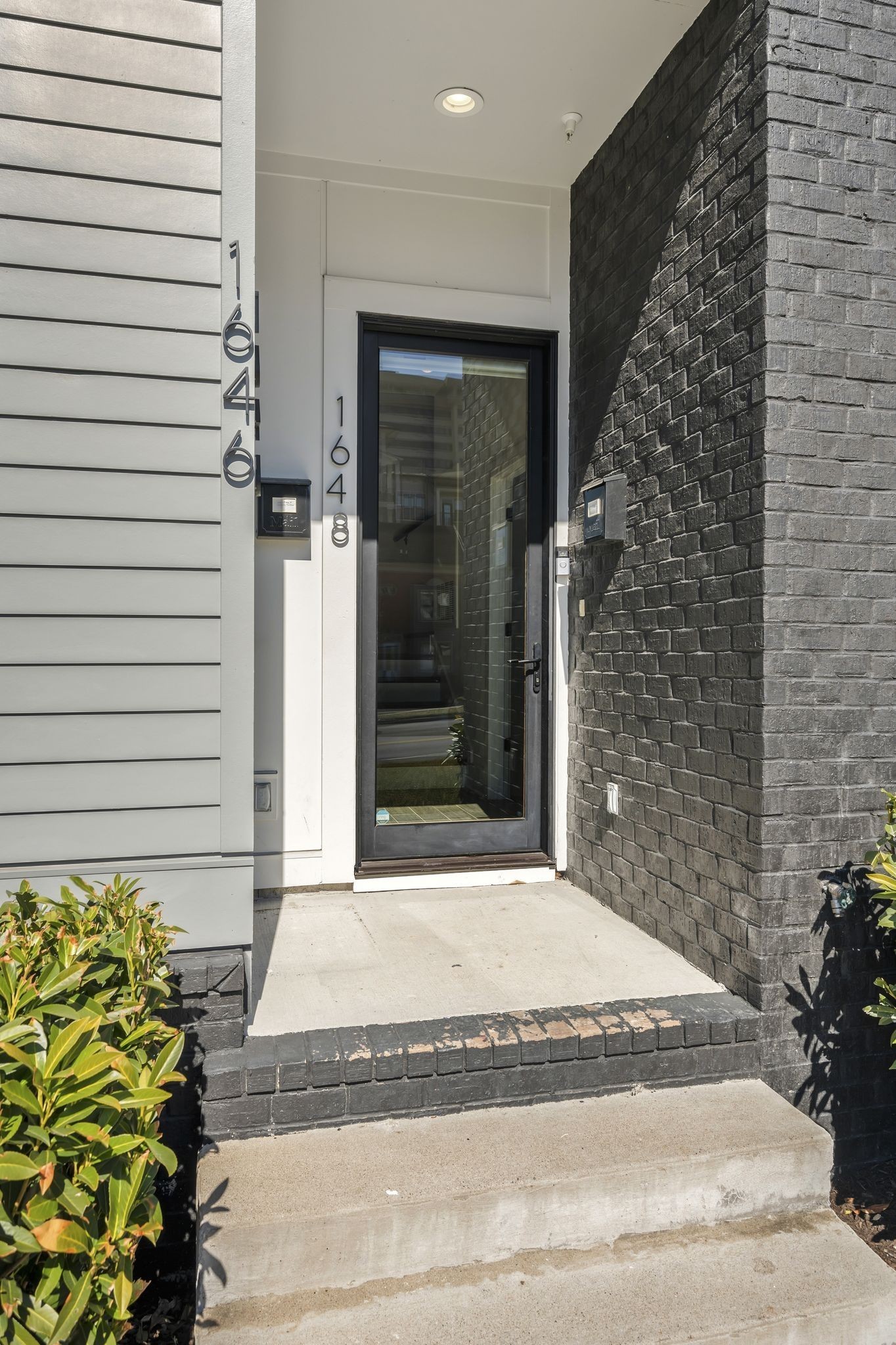 1648 19th Ave, S Unit: 12