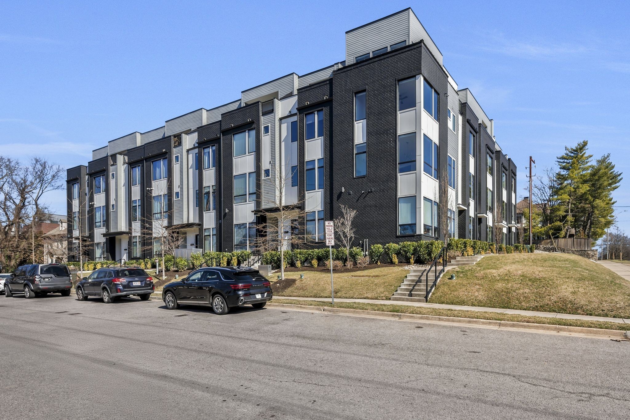 1648 19th Ave, S Unit: 12