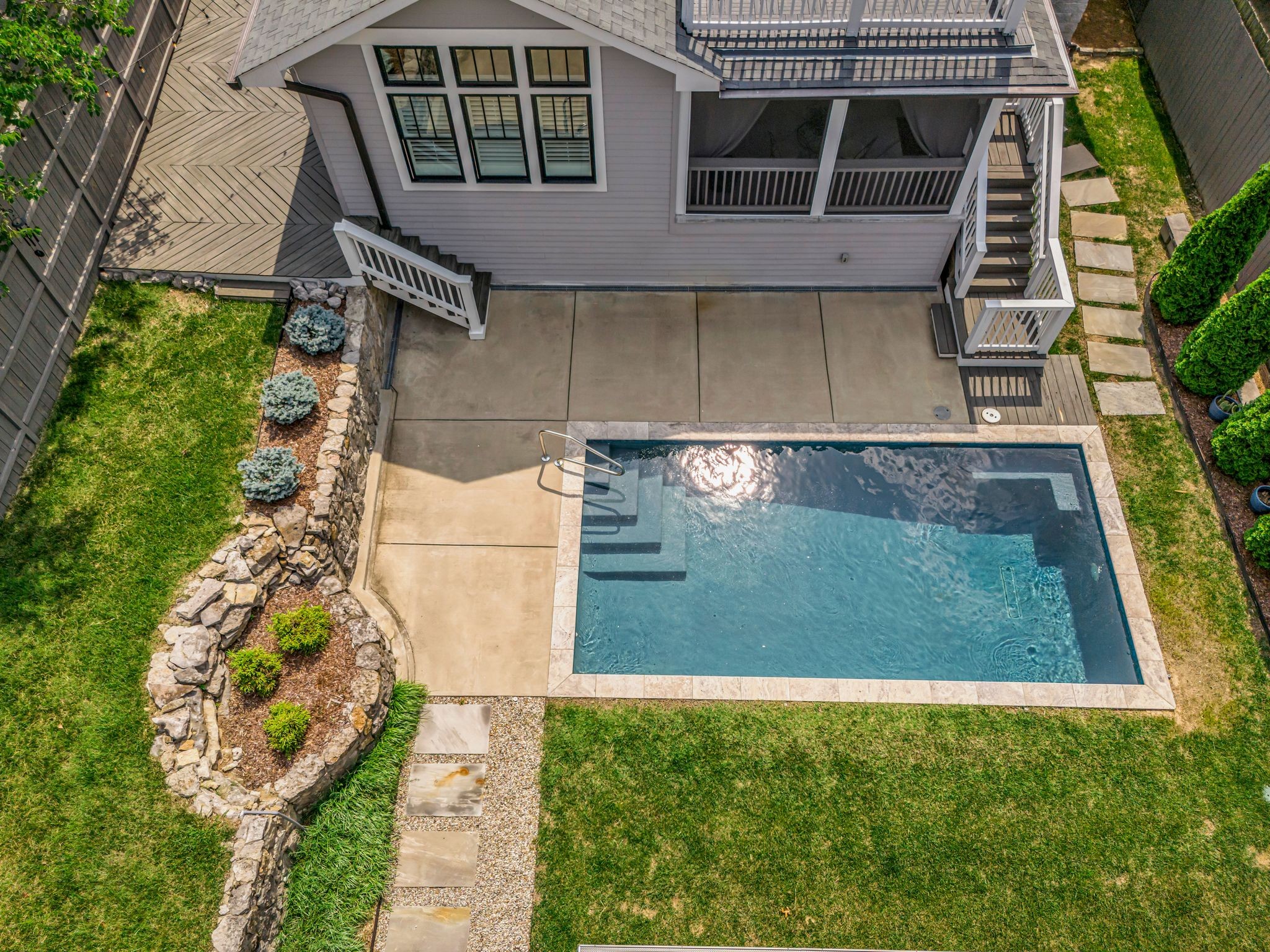 2601 Oakland Ave