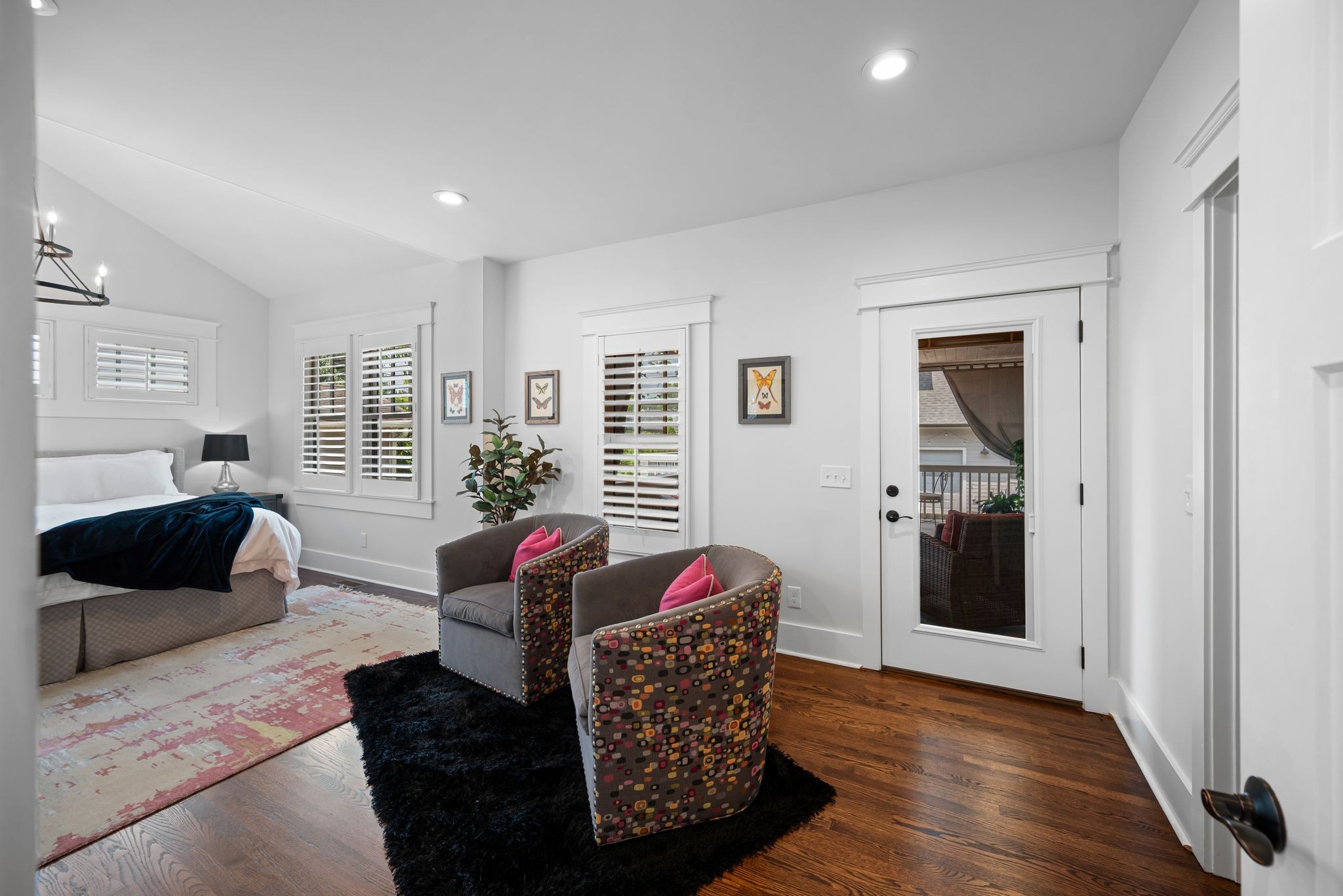 2601 Oakland Ave