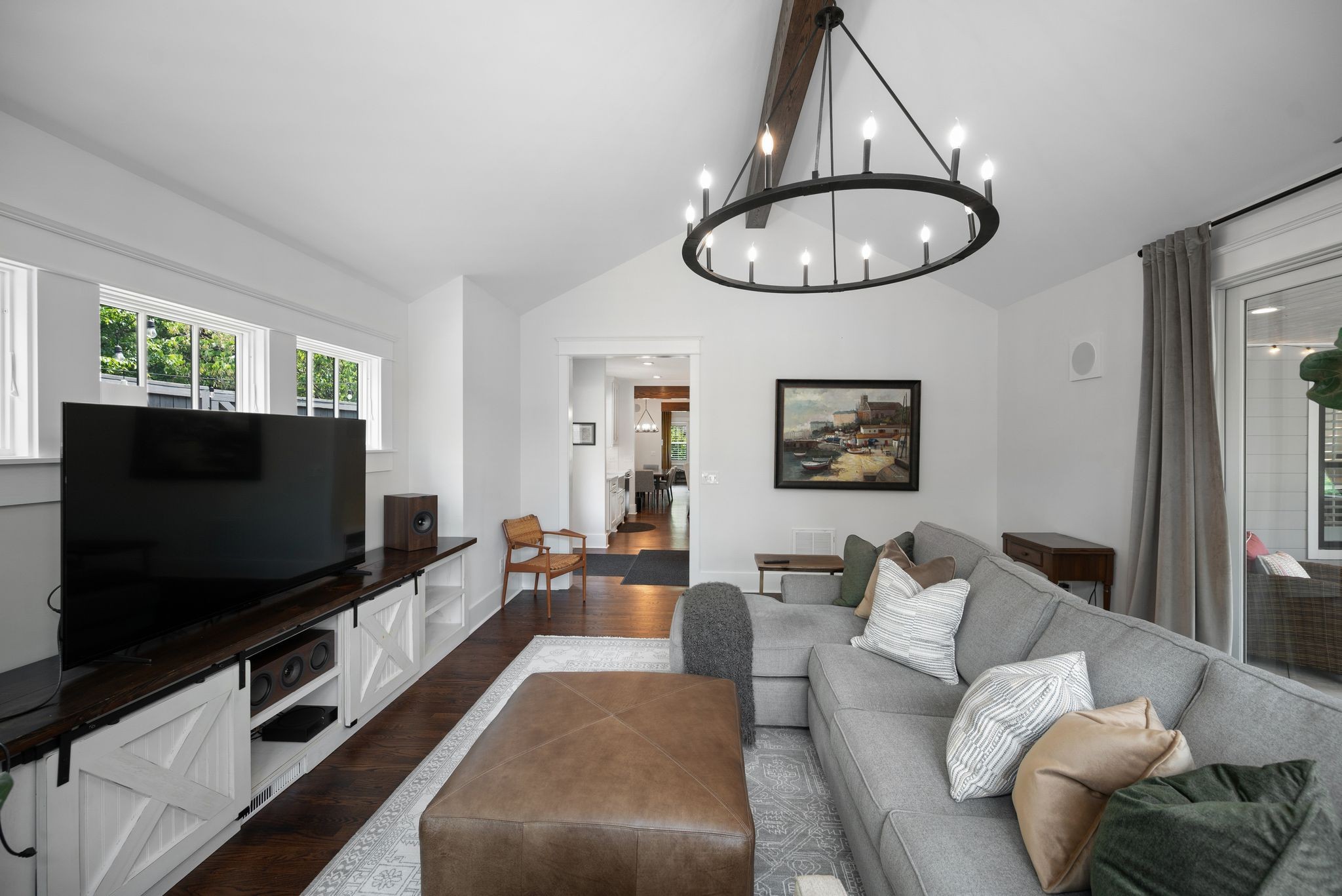 2601 Oakland Ave