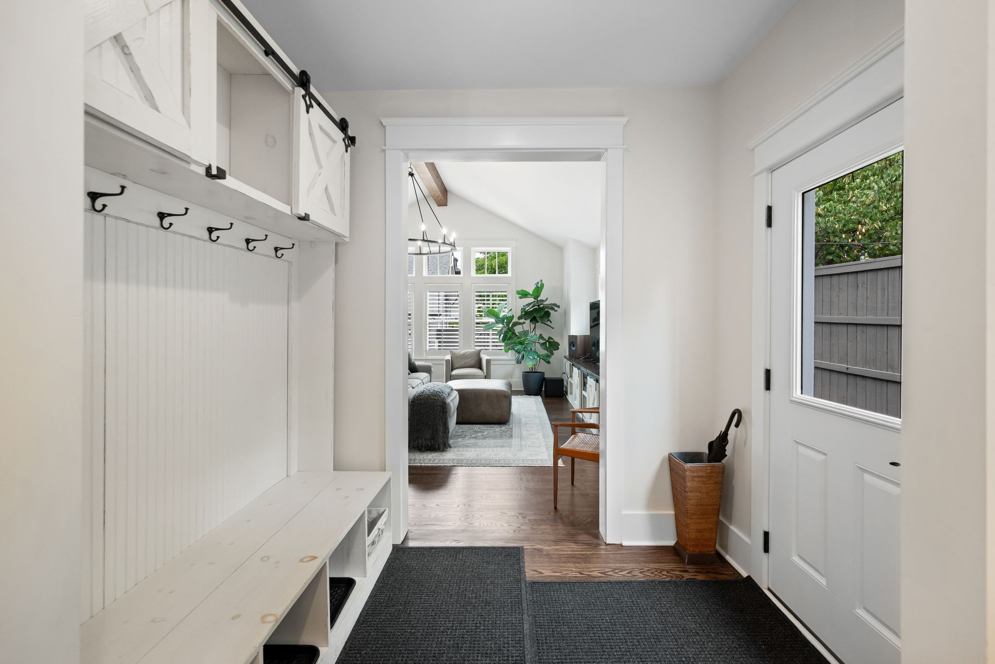 2601 Oakland Ave