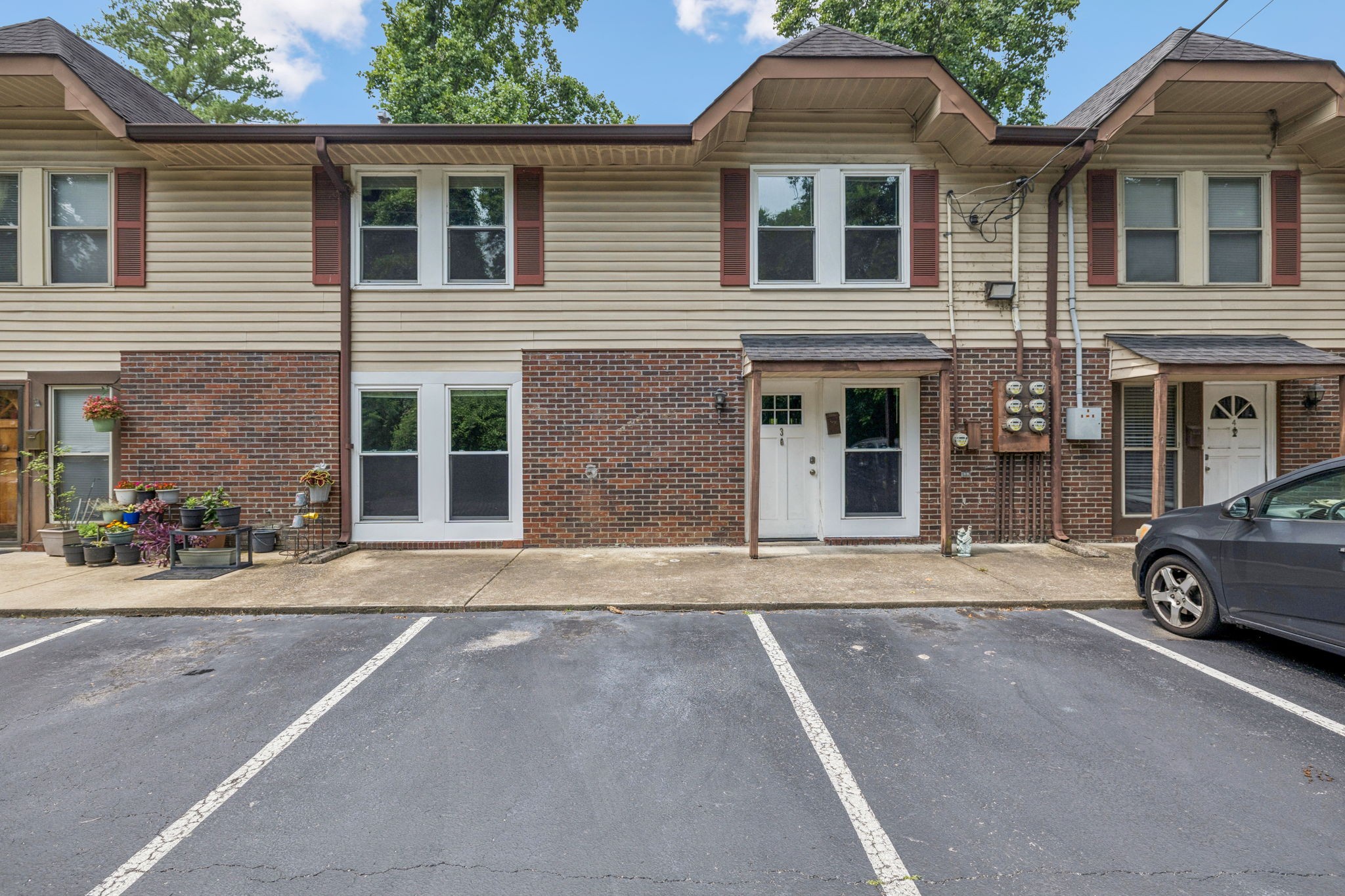 500 Paragon Mills Rd Unit: K3