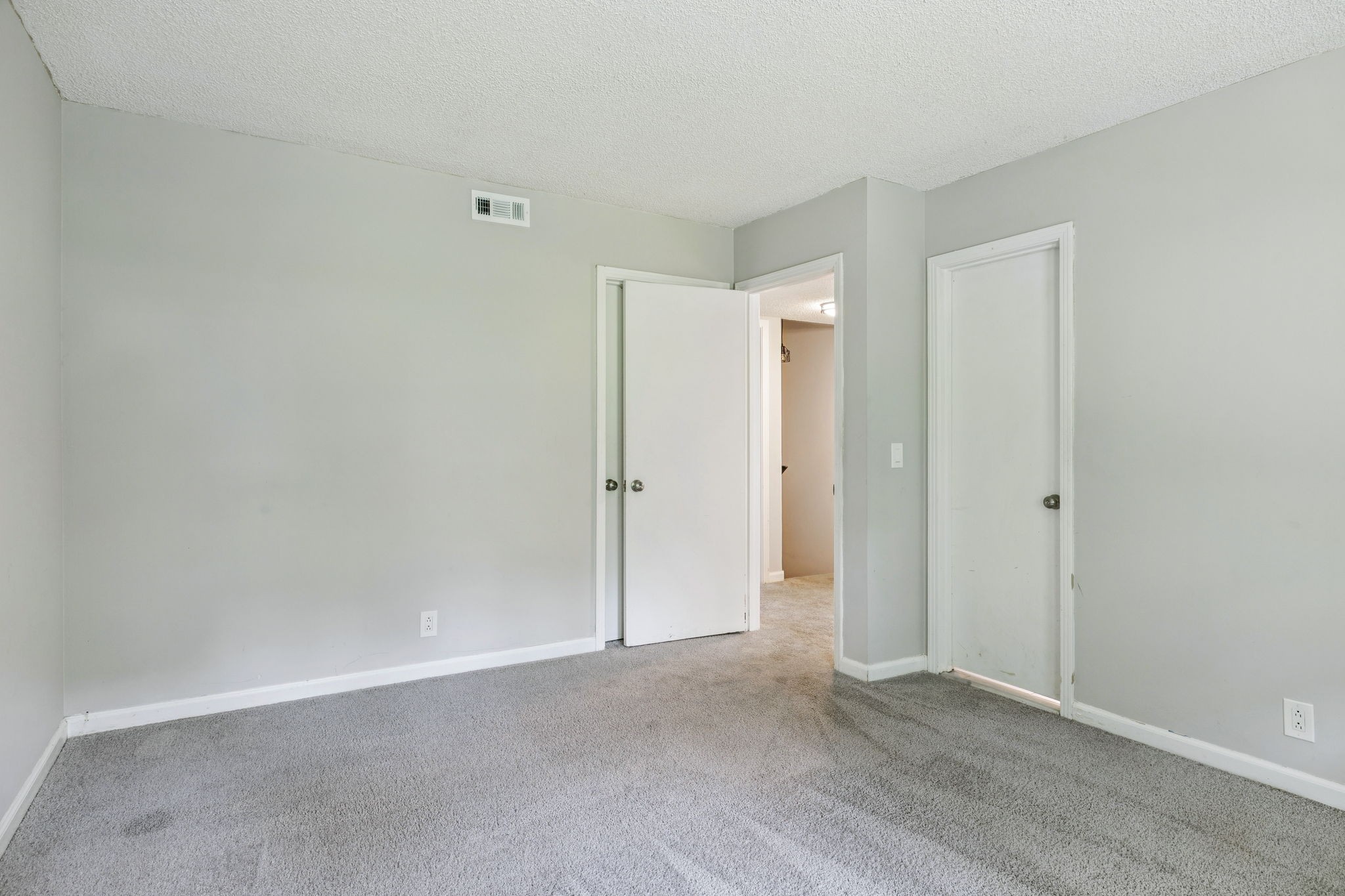 500 Paragon Mills Rd Unit: K3
