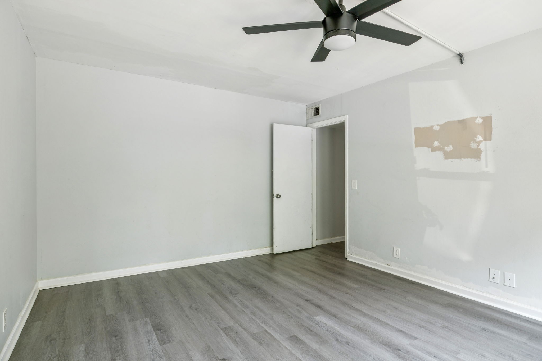 500 Paragon Mills Rd Unit: K3