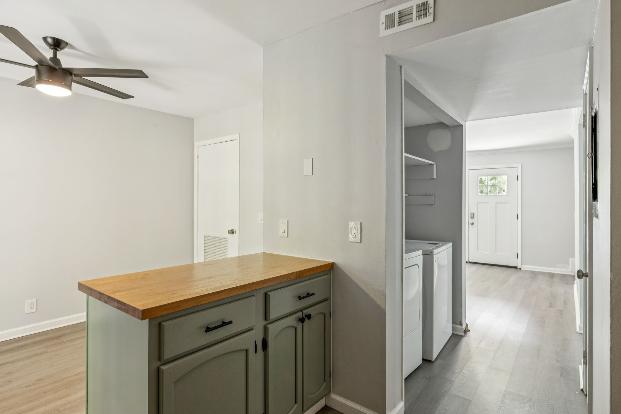 500 Paragon Mills Rd Unit: K3