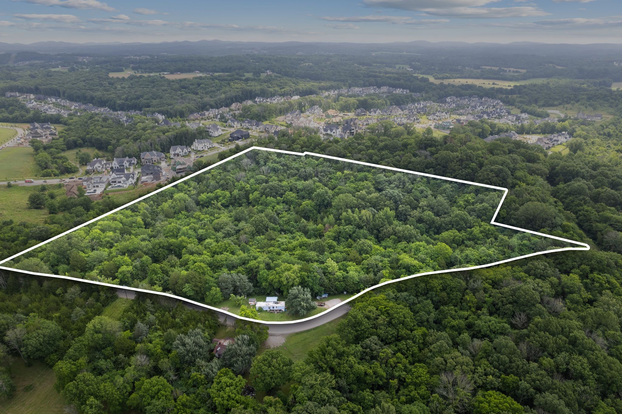 6417 Locust Ridge Rd