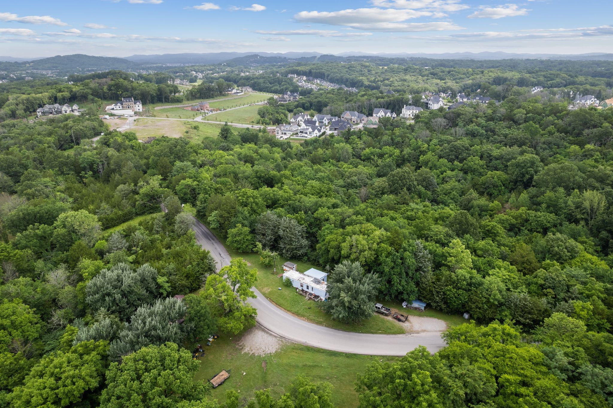 6417 Locust Ridge Rd