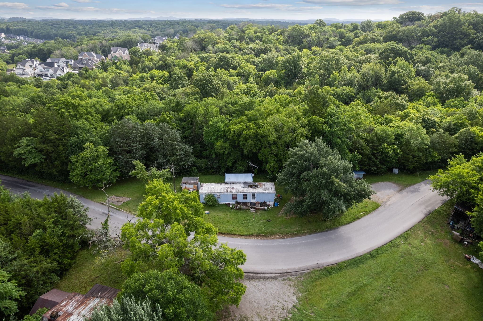 6417 Locust Ridge Rd