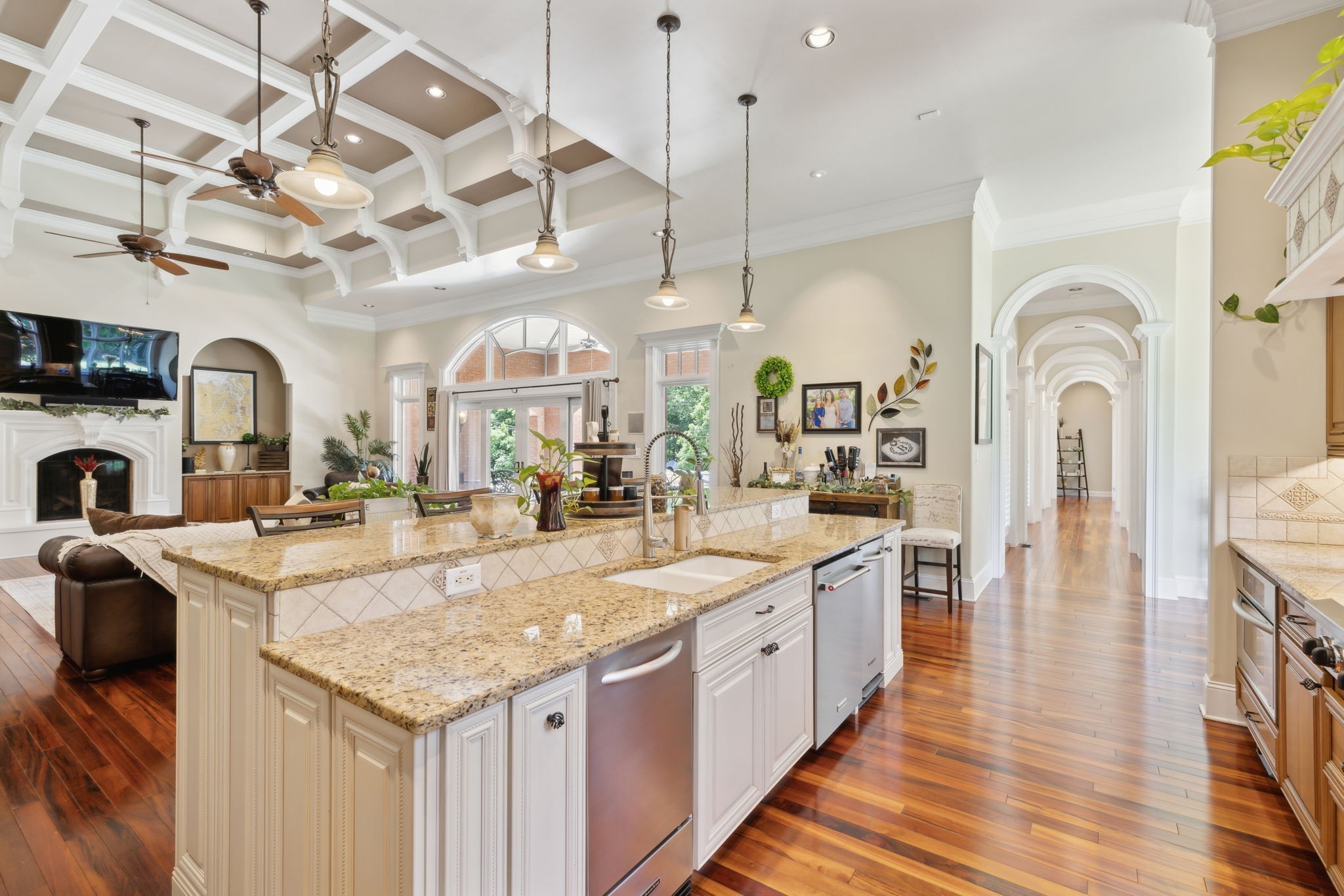 2526 Bearden Rd