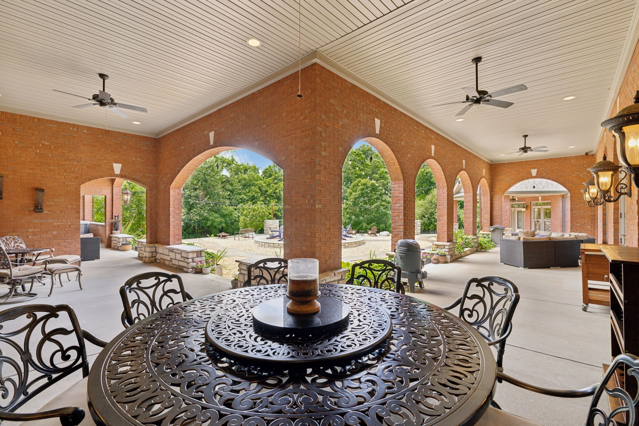 2526 Bearden Rd