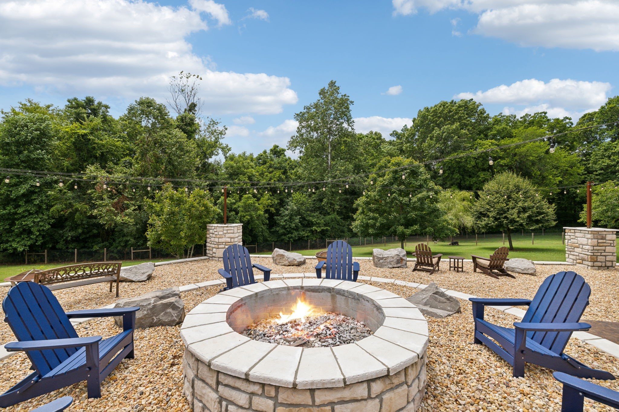 2526 Bearden Rd