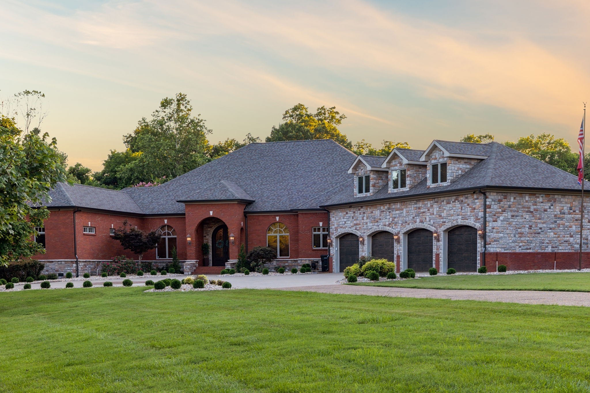 2526 Bearden Rd