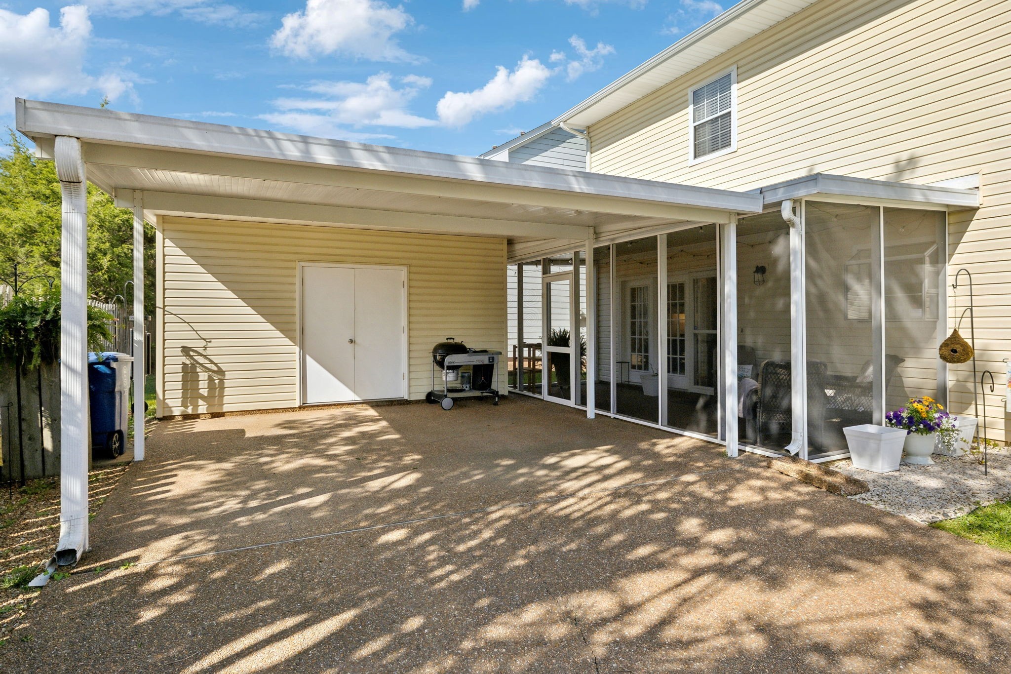 2016 Roderick Cir