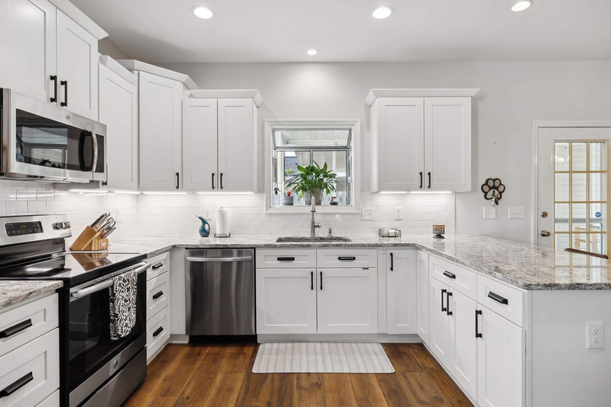 2016 Roderick Cir