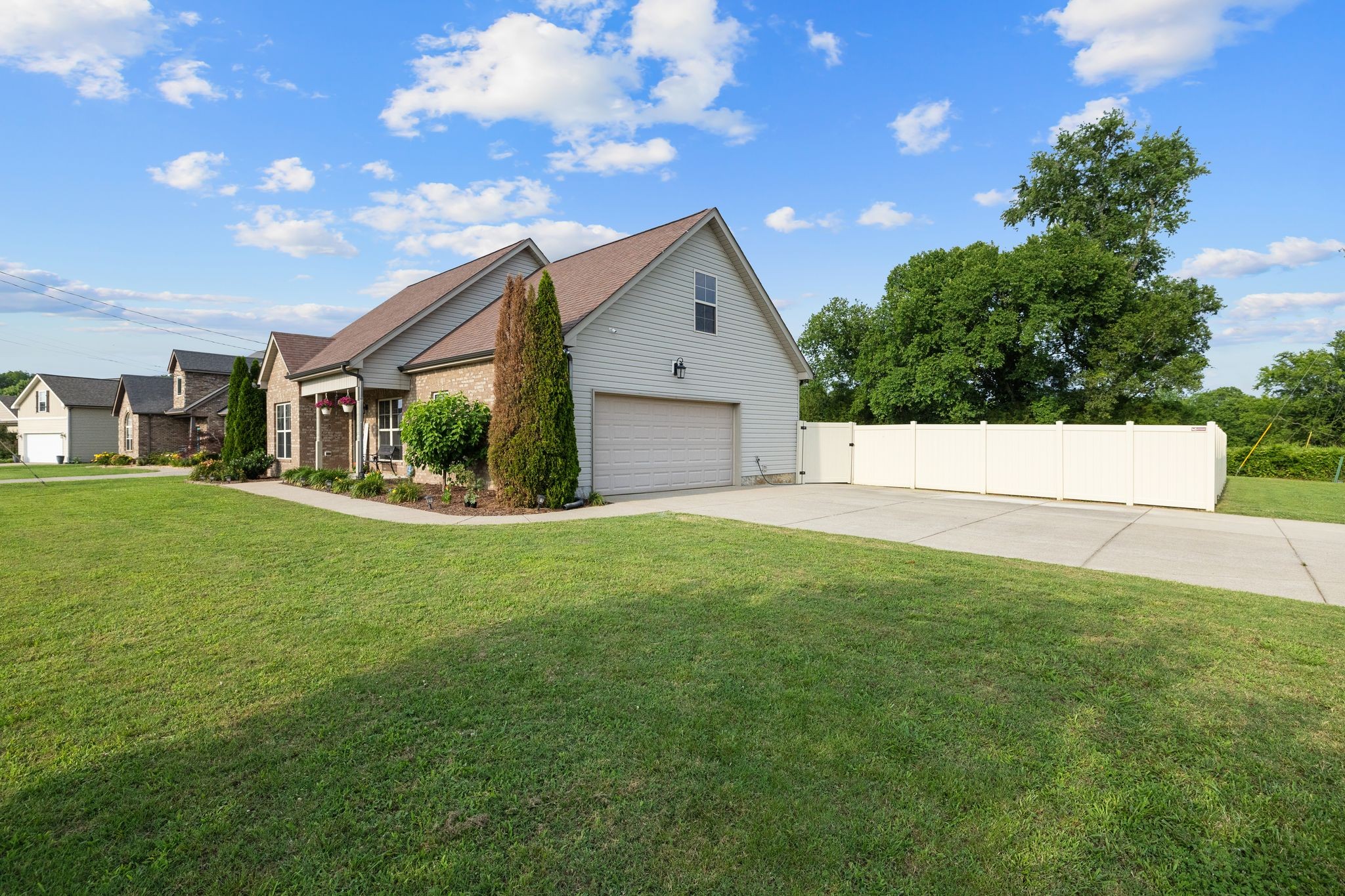 3228 Marion Davis Dr